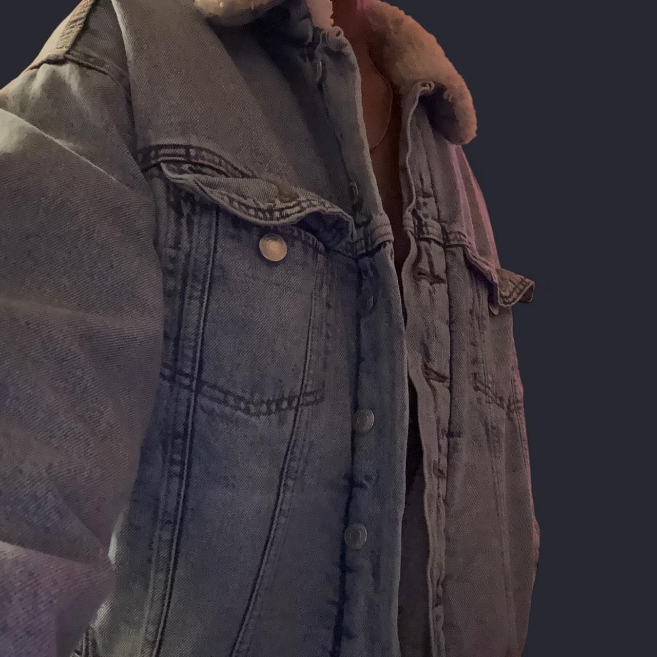 H&M Denim Button Up Jacket with Fur inside Size S / US 4 / IT 40 - 4 Thumbnail