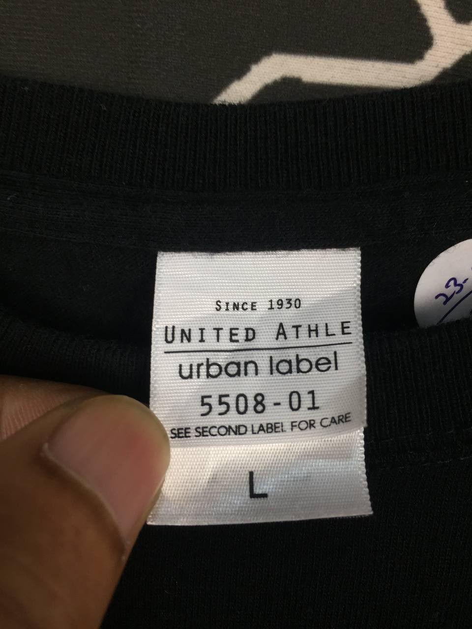 Vintage United Athle Urban Label Casual Plain Tee Size US L / EU 52-54 / 3 - 6 Thumbnail