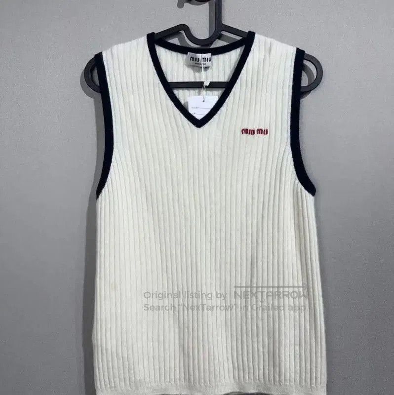 Miu Miu Miu Miu White Cotton Blend Pullover Sweater . Size XXS / US 00 / IT 34 - 1 Thumbnail