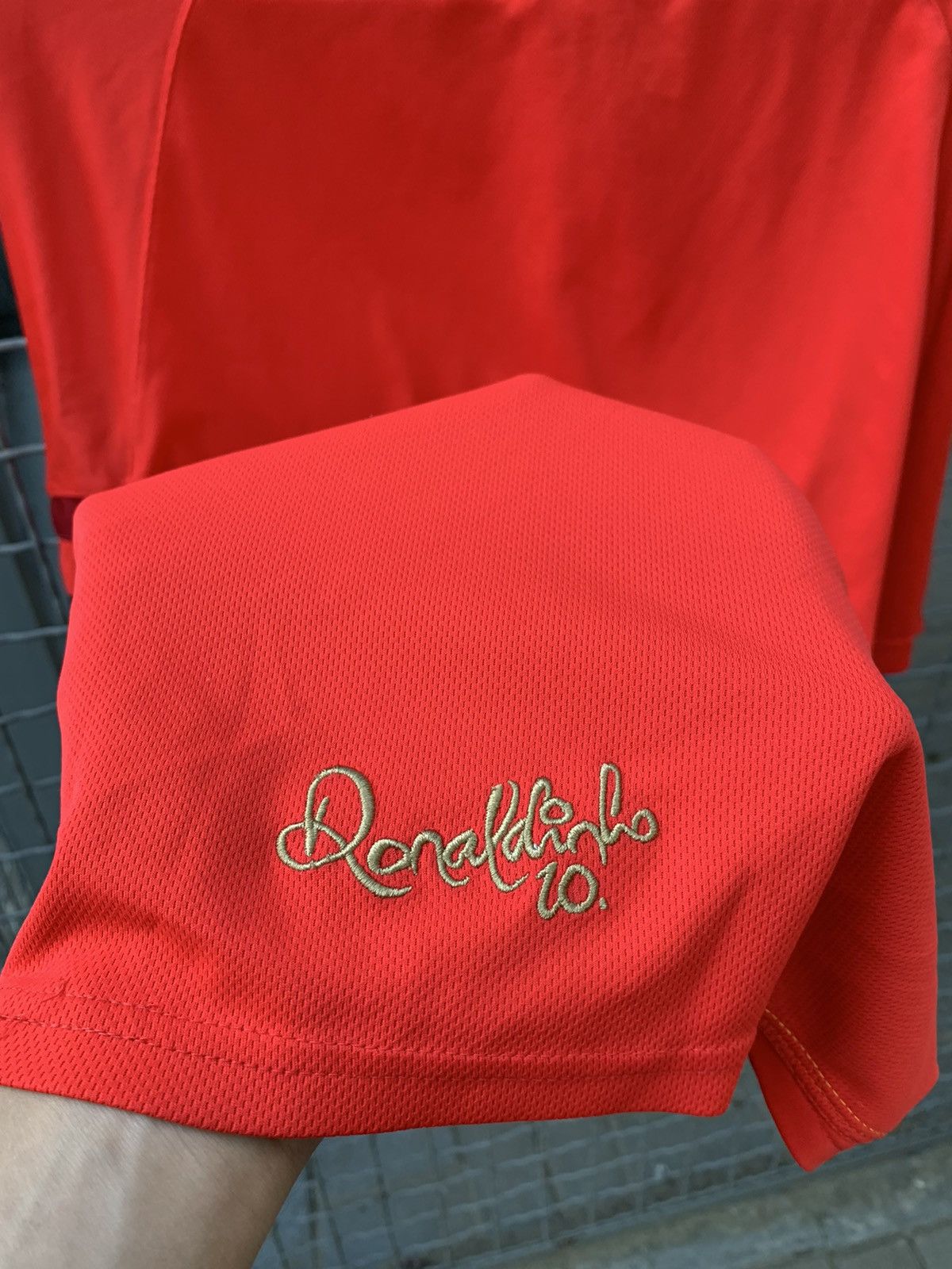 Nike × Vintage Vintage Ronaldihno 10 Jersey Nike Football Size US XXL / EU 58 / 5 - 7 Thumbnail