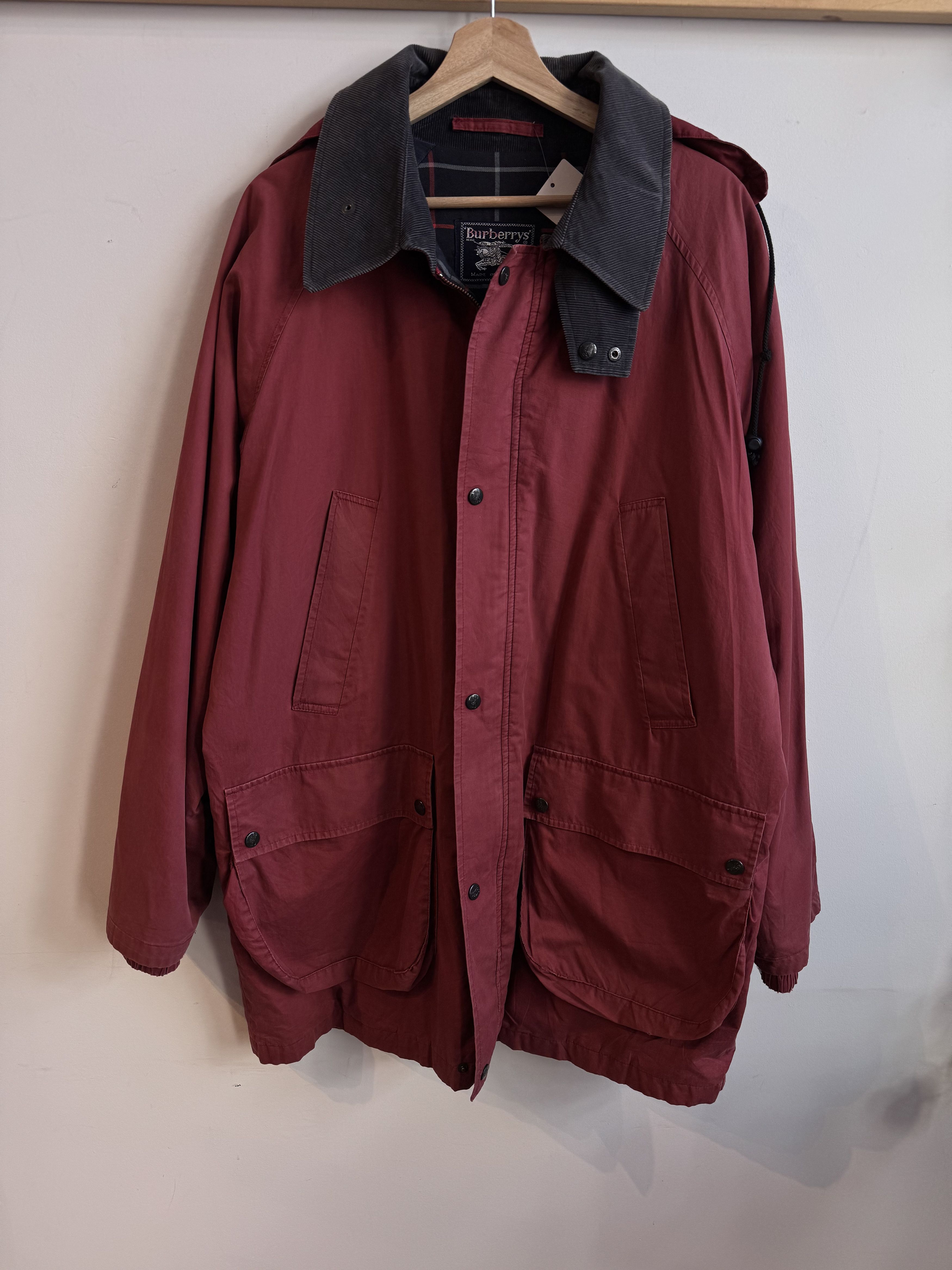 Burberry 80/90s Burberry Red Jacket Size L Size US L / EU 52-54 / 3 - 1 Thumbnail