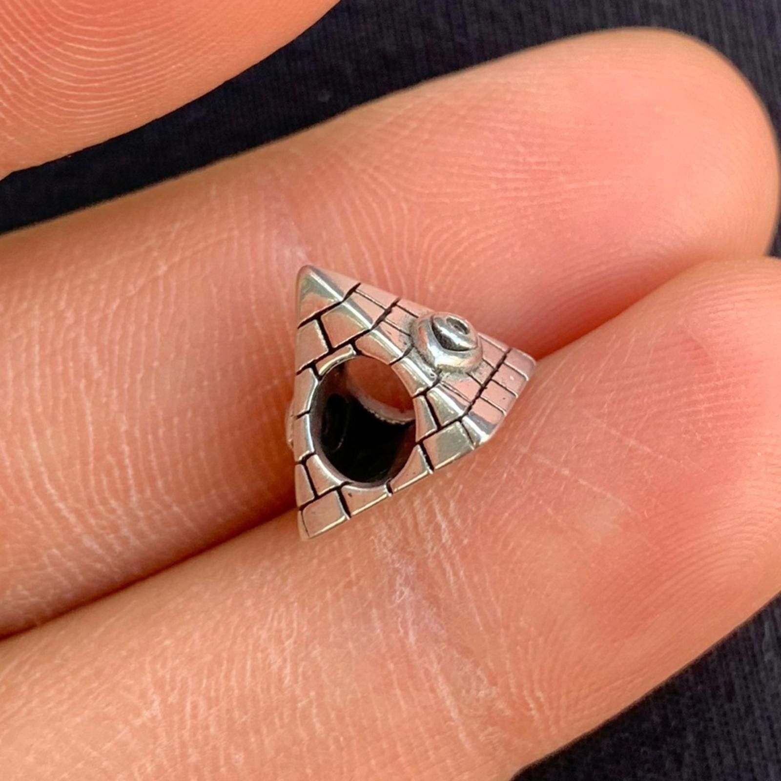 Other NWOT Egyptian Pyramid Charm Pendant Sterling Silver 925 Size ONE SIZE - 5 Thumbnail