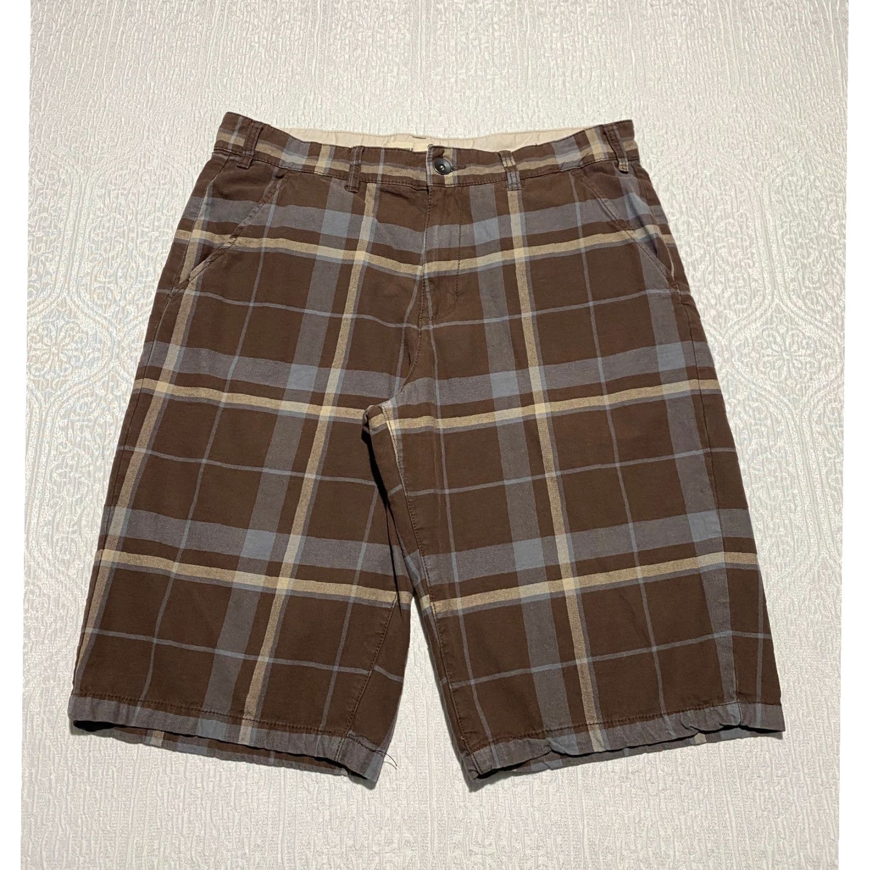 Vintage UTILITH Mens Plaid Shorts Size 38 Brown Blue Tan Casual Flat Front Shirt? Size US 38 / EU 54 - 2 Thumbnail
