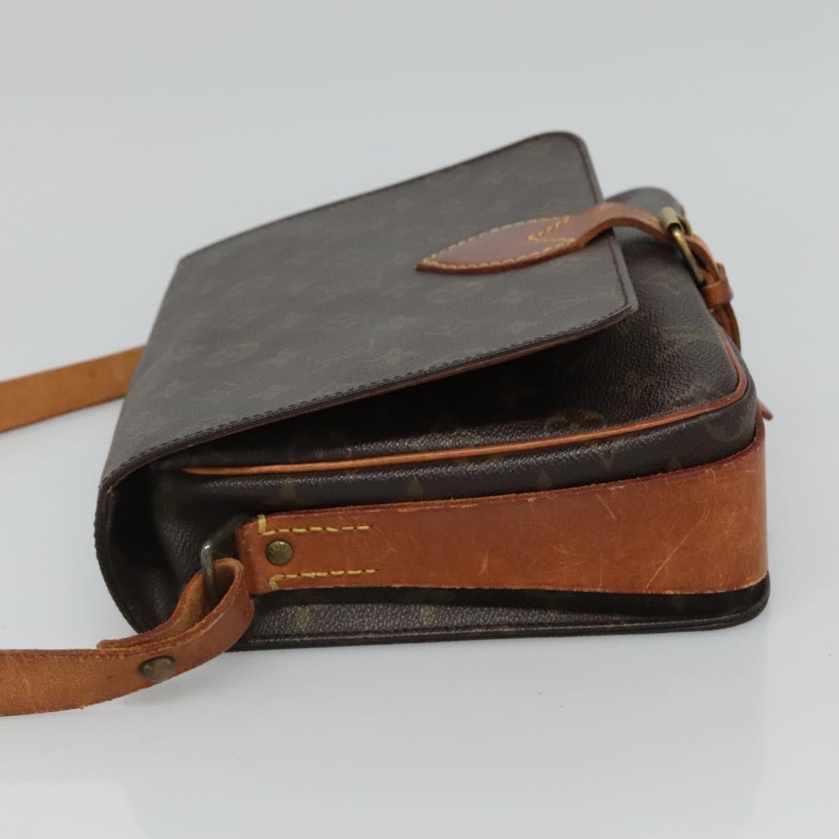 Louis Vuitton LOUIS VUITTON Monogram Cartouchiere MM Shoulder Bag M51253 Size ONE SIZE - 3 Thumbnail