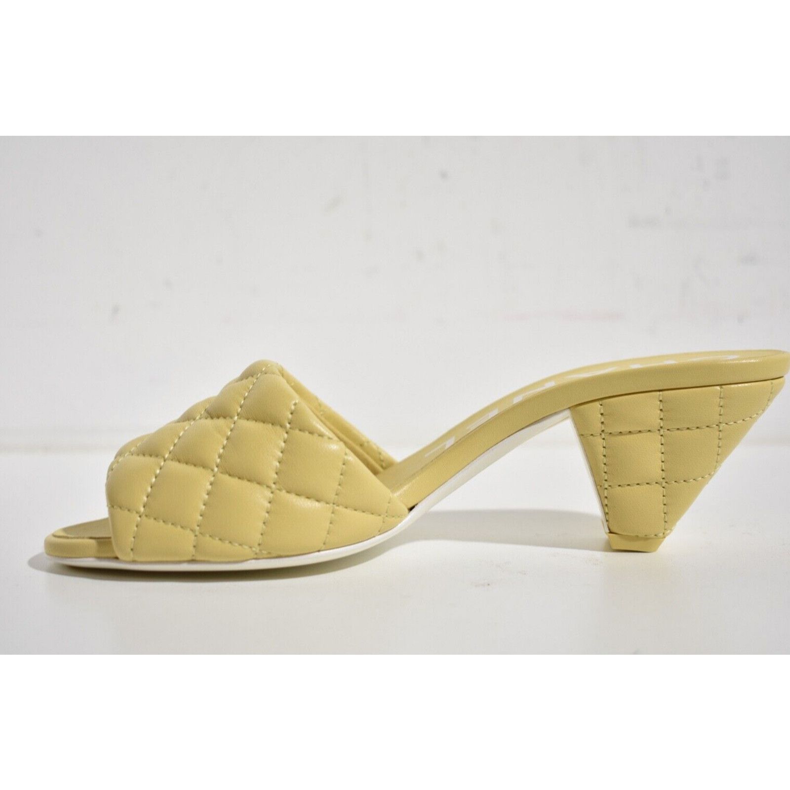 Chanel 22P Lambskin Quilted CC Logo Cone Heel Mule Slide Sandal 38 Size US 8 / IT 38 - 9 Thumbnail