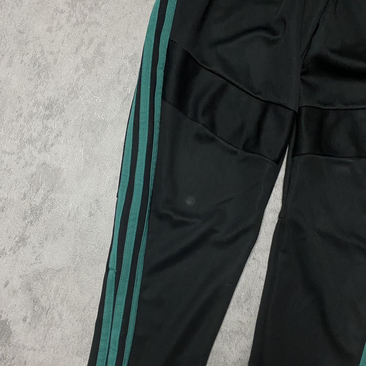 Adidas Adidas black and green track pants adidas Size US 30 / EU 46 - 3 Thumbnail
