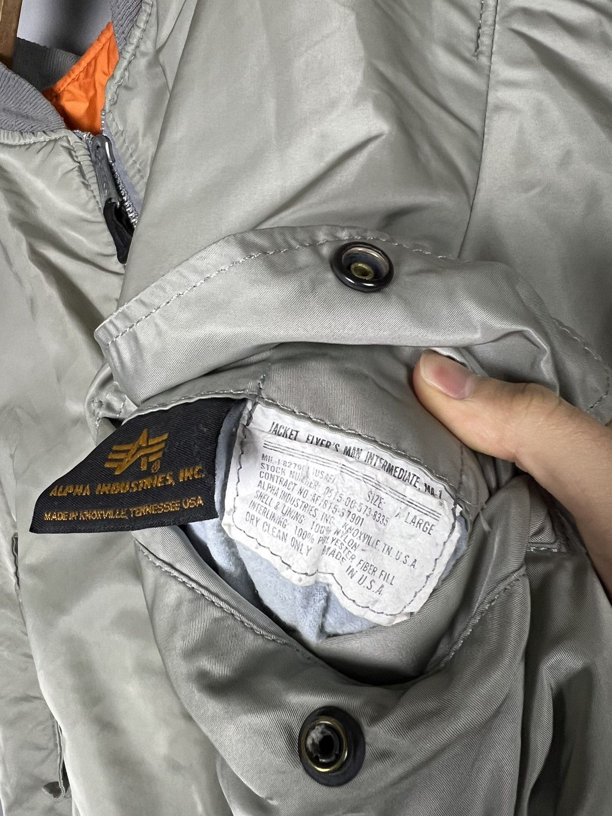 Alpha Industries XL-L Alpha Industries vintage flight reversible bomber jacke Size US XL / EU 56 / 4 - 12 Thumbnail