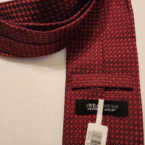 Kenneth Cole Kenneth Cole men's new burgundy silk tie X-Long 3 1/4" X 64" Size ONE SIZE - 2 Thumbnail