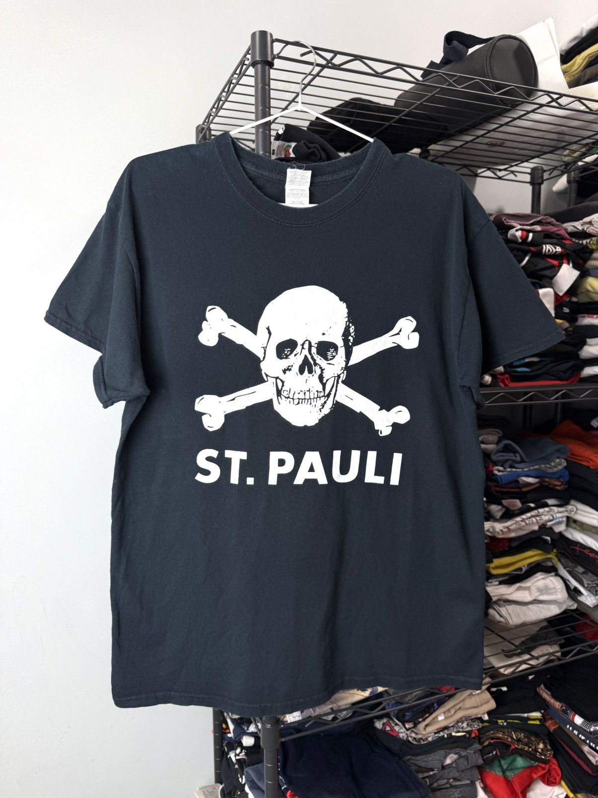 Band Tees Vintage St Pauli Skull Bones T Shirt Soccer Size US M / EU 48-50 / 2 - 1 Thumbnail