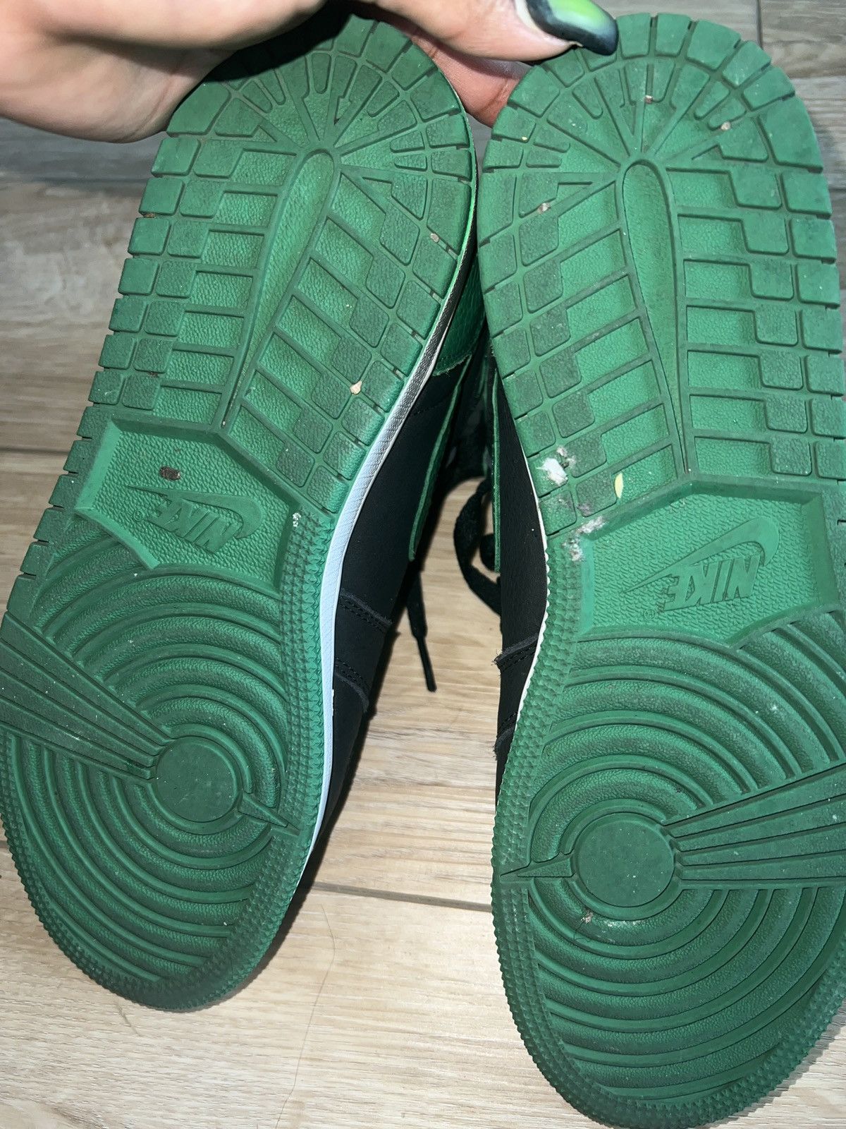 Jordan Brand Pine Green 1 Hi Size US 6.5 / EU 39-40 - 6 Thumbnail