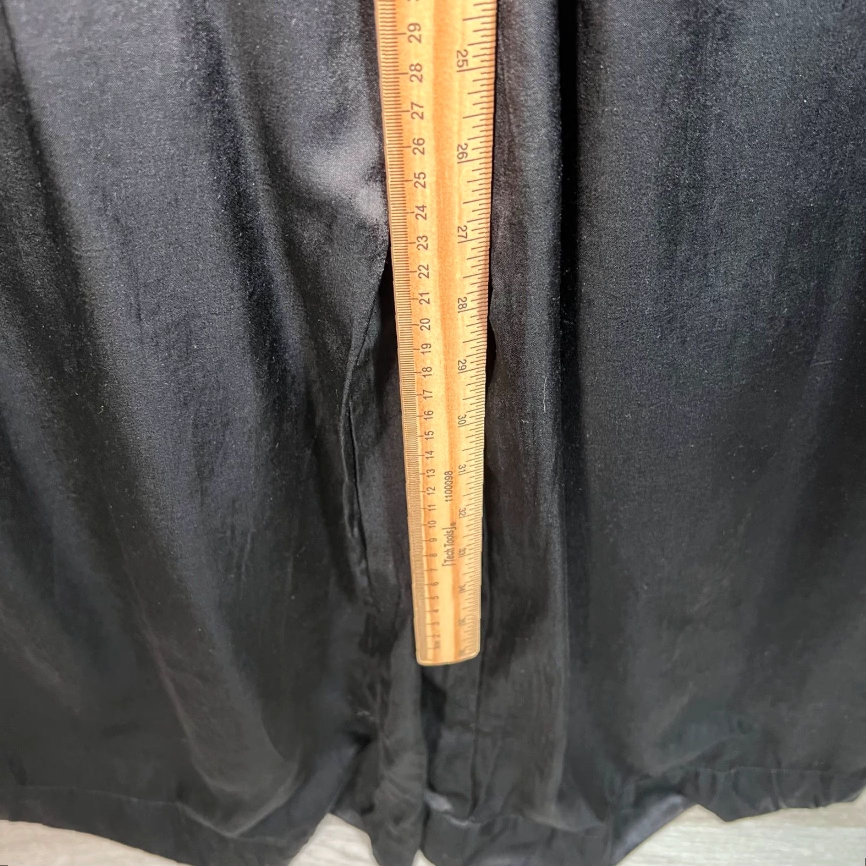Vintage VINTAGE WeWoreWhat Black Satin Slip Jumpsuit With Adjustable Straps Size Small Women Sleeveless Wide-Leg One-Piece Satin Jumpsuit XS-? Size 28" / US 6 / IT 42 - 7 Thumbnail
