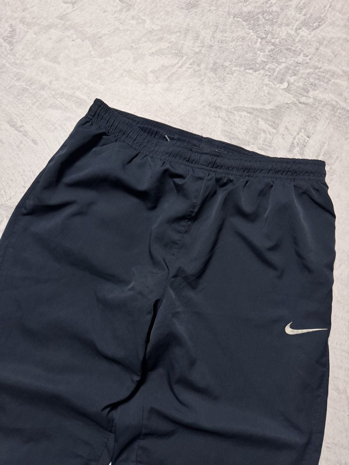 Nike × Vintage 00s Nike Vintage Nylon Airmax Baggy Drill Pants Joggers Y2K Size US 32 / EU 48 - 4 Thumbnail