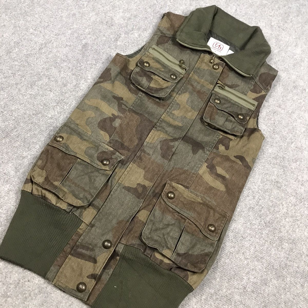 Japanese Brand Rush hour Camo vest punk style japan vest jacket Size M / US 6-8 / IT 42-44 - 4 Thumbnail