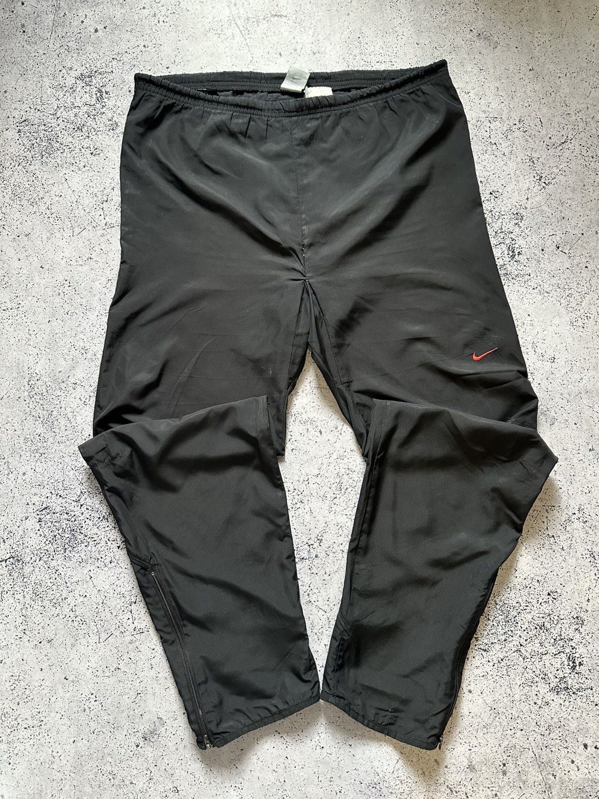 Nike Vintage Nike Nylon Track Pants Drill Swoosh Joggers Y2K USA Size US 34 / EU 50 - 2 Thumbnail