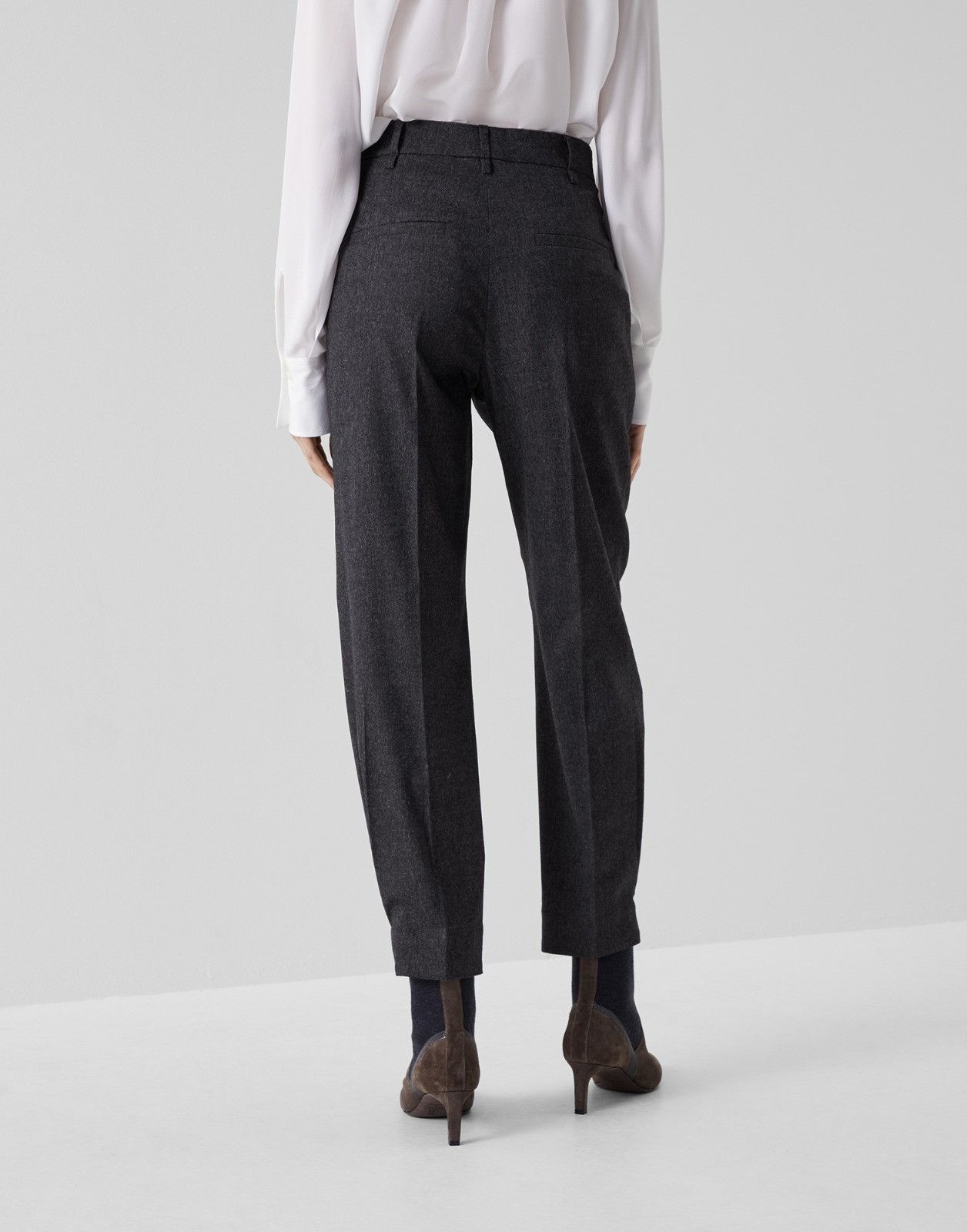 Brunello Cucinelli o1la1rc1a0225 Pant in Dark Grey Size 27" / US 4 / IT 40 - 2 Thumbnail
