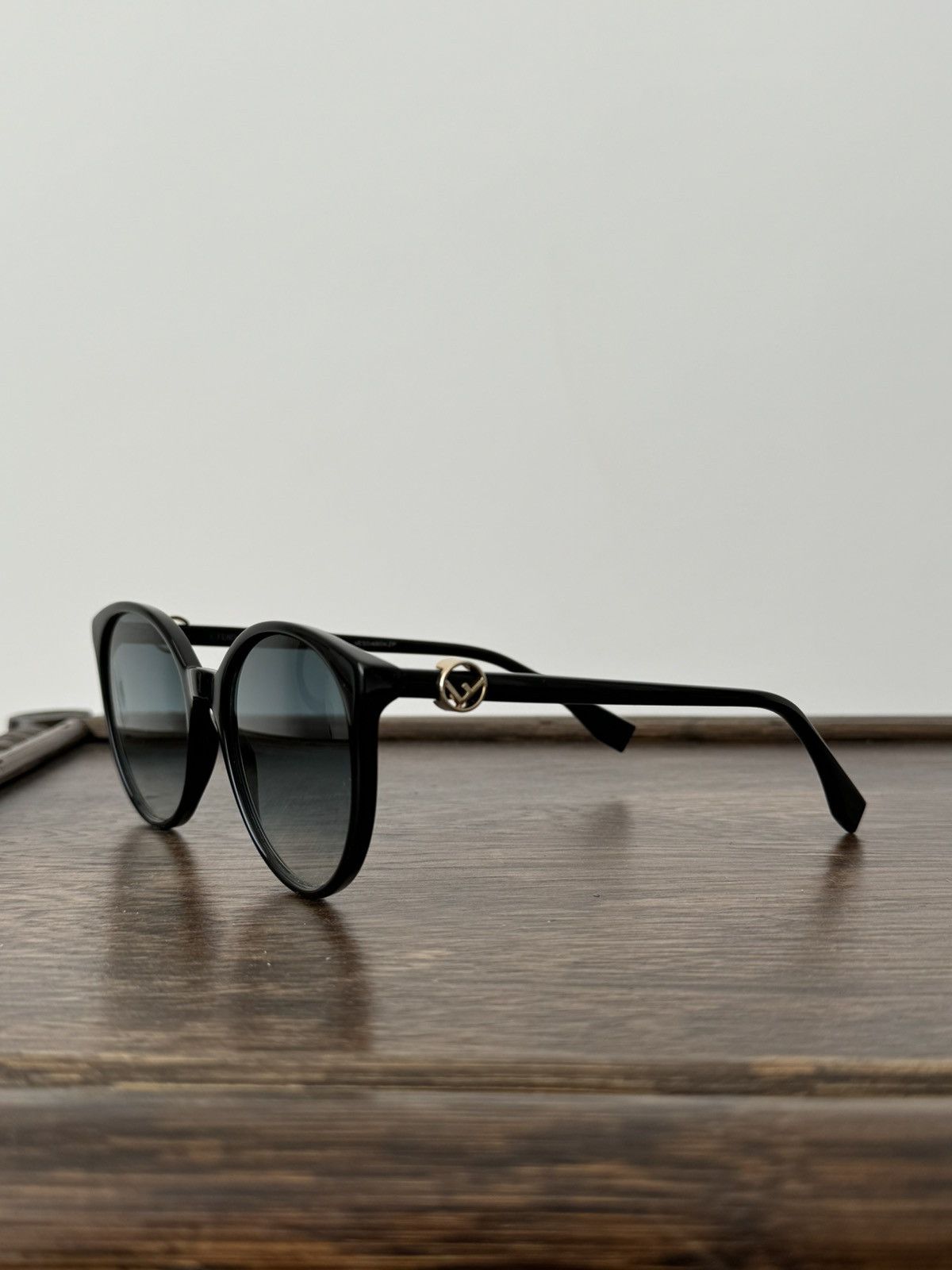 Fendi Fendi Women’s Black Sunglasses Size ONE SIZE - 1 Thumbnail