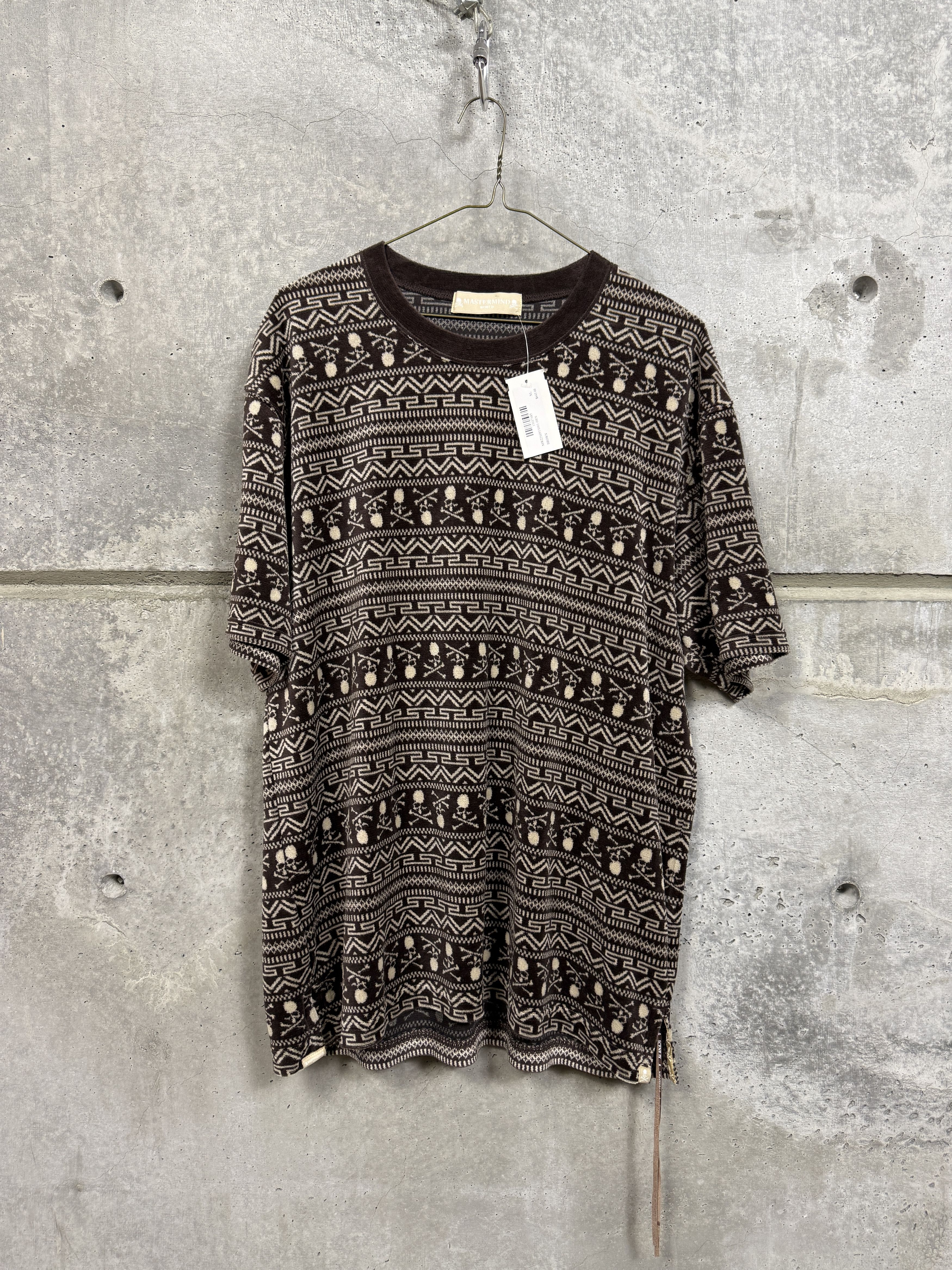 Mastermind World $643 Mastermind World Tribal Skull Velour Tee Size US XL / EU 56 / 4 - 3 Thumbnail