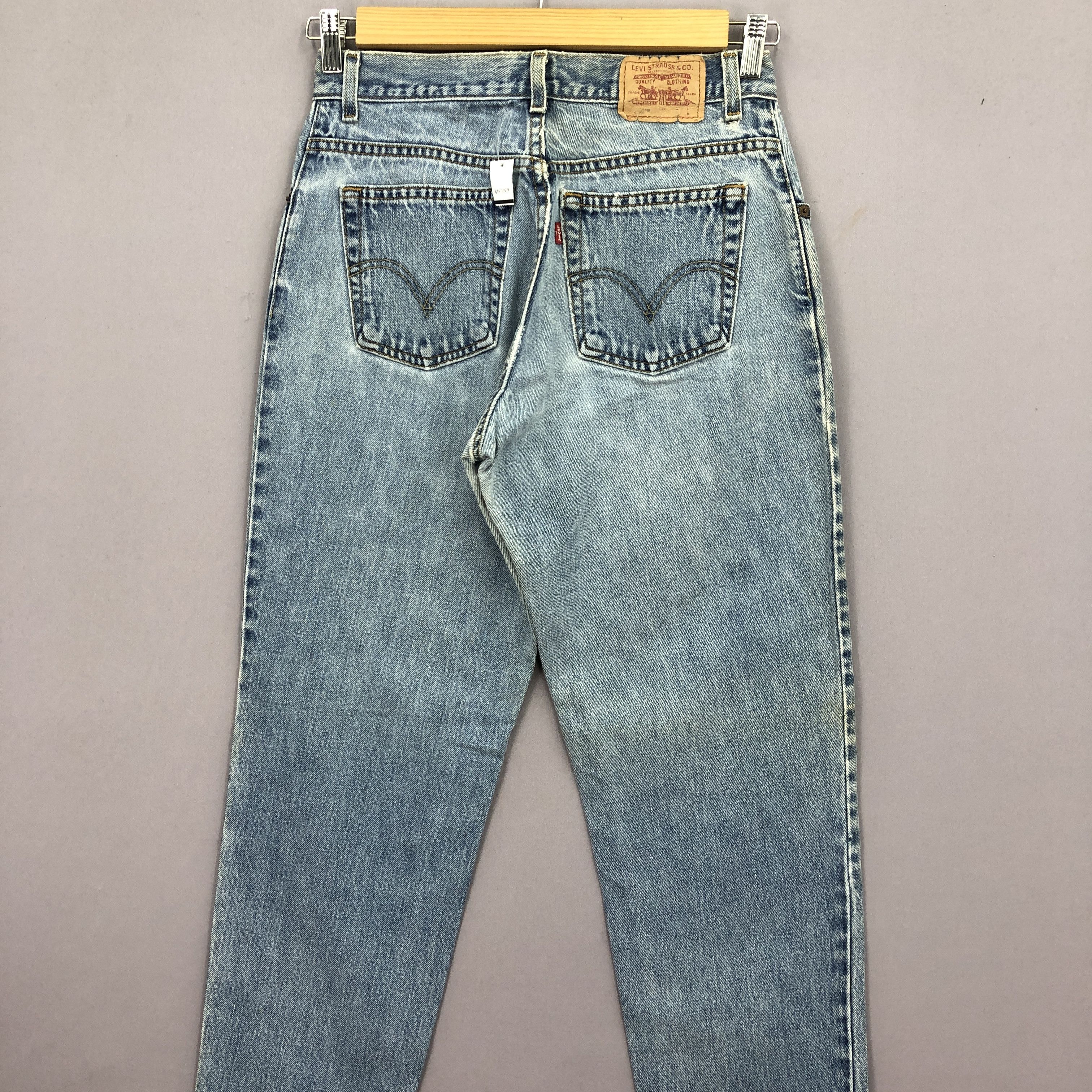 Levi's Vintage Levis 550 Lightwash Jeans Levi's Faded Denim BS47164 Size 28" / US 6 / IT 42 - 4 Thumbnail