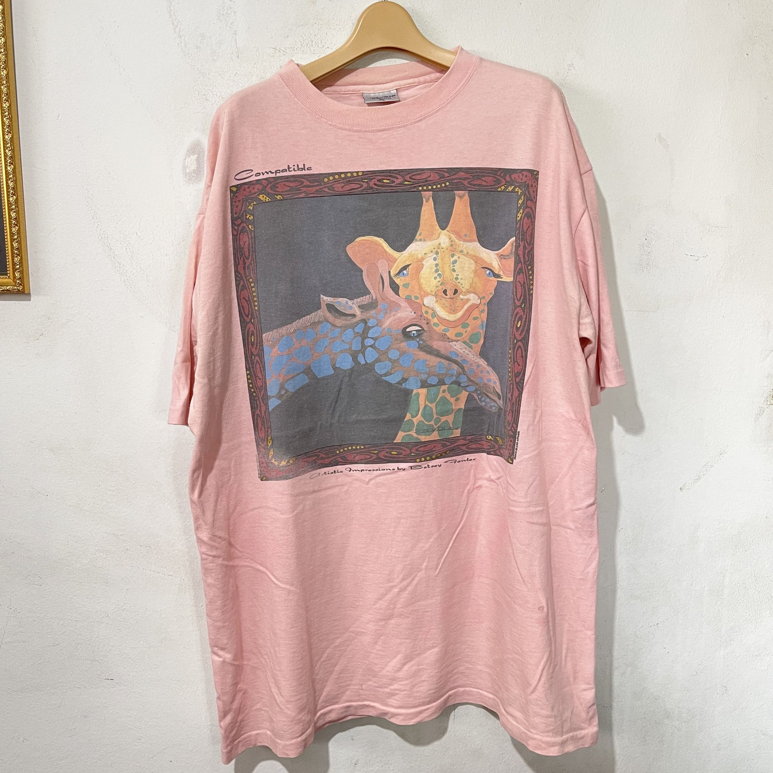 Vintage Vintage 1994 Betsey Fowler Giraffe Art T-Shirt Size US XL / EU 56 / 4 - 1 Thumbnail