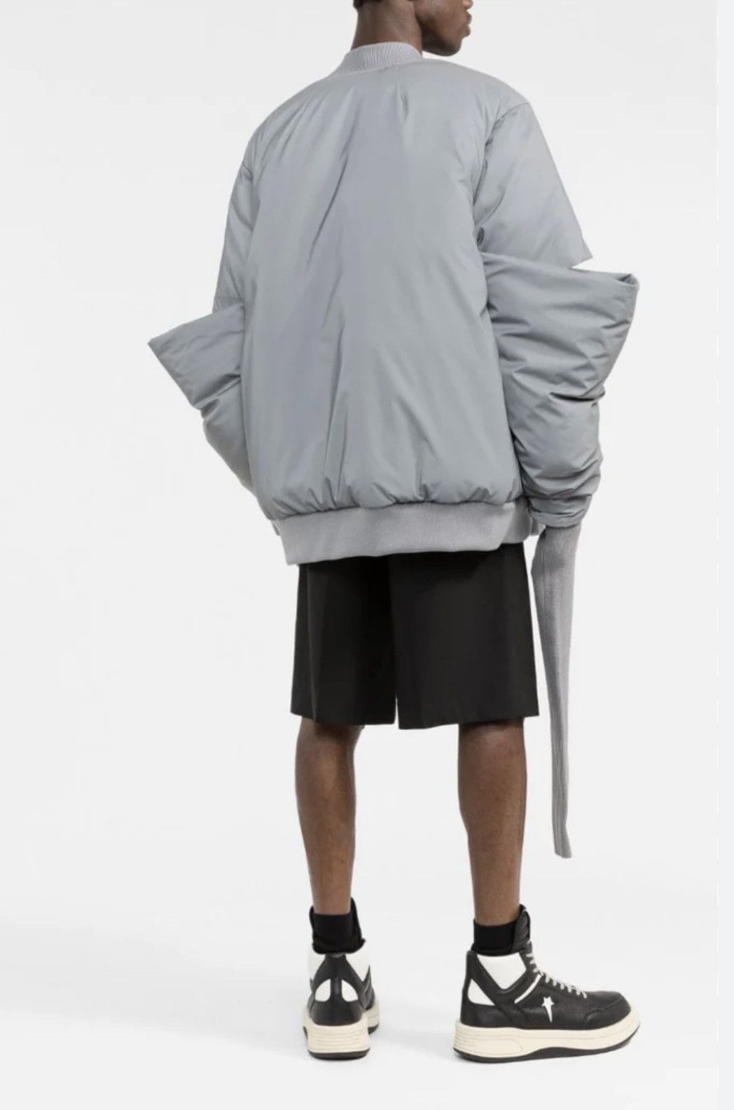 Rick Owens 🔥 Reflective Rick Owens FW22 Strobe Gauntlet bomber jacket Size US S / EU 44-46 / 1 - 19 Thumbnail
