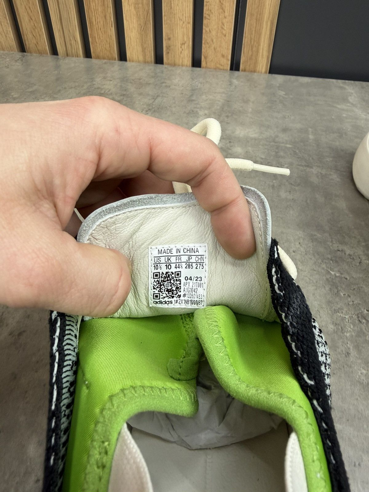 Y-3 Adidas Y-3 Yohji Yamamoto Qisan Knit White/Black Size 10.5 Size US 10.5 / EU 43-44 - 12 Thumbnail
