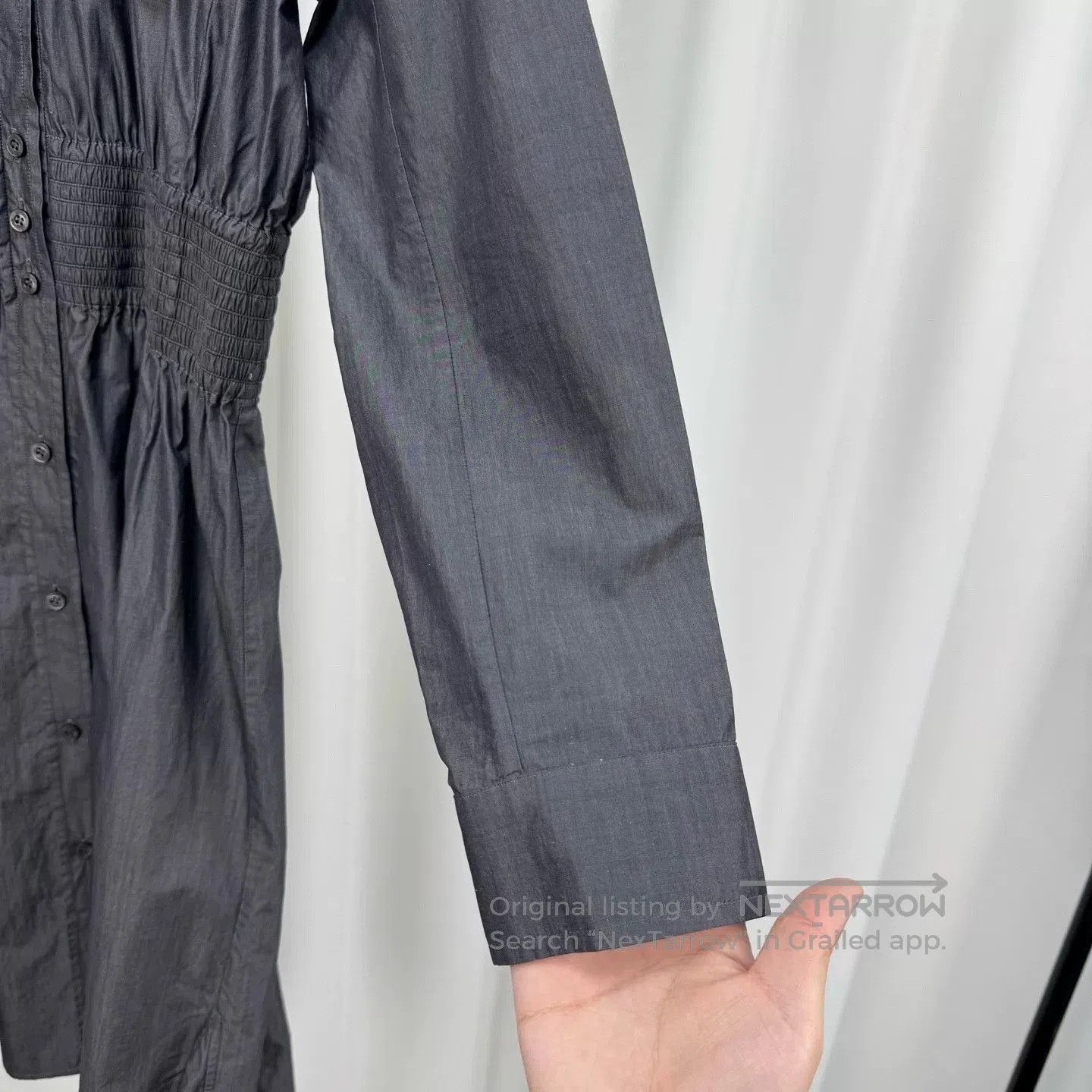 Louis Vuitton Louis Vuitton Long Sleeve Waist-Cinched Dress. Size XS / US 0-2 / IT 36-38 - 4 Thumbnail