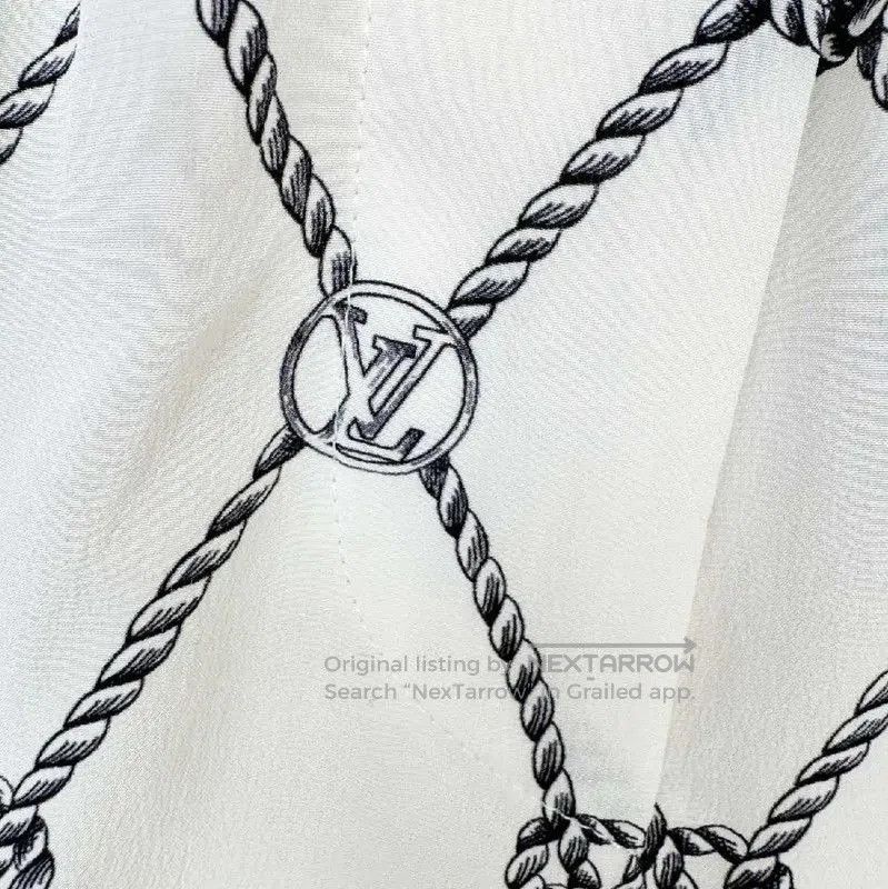 Louis Vuitton Louis Vuitton Women's White Shorts Size S . Size 23" - 3 Thumbnail