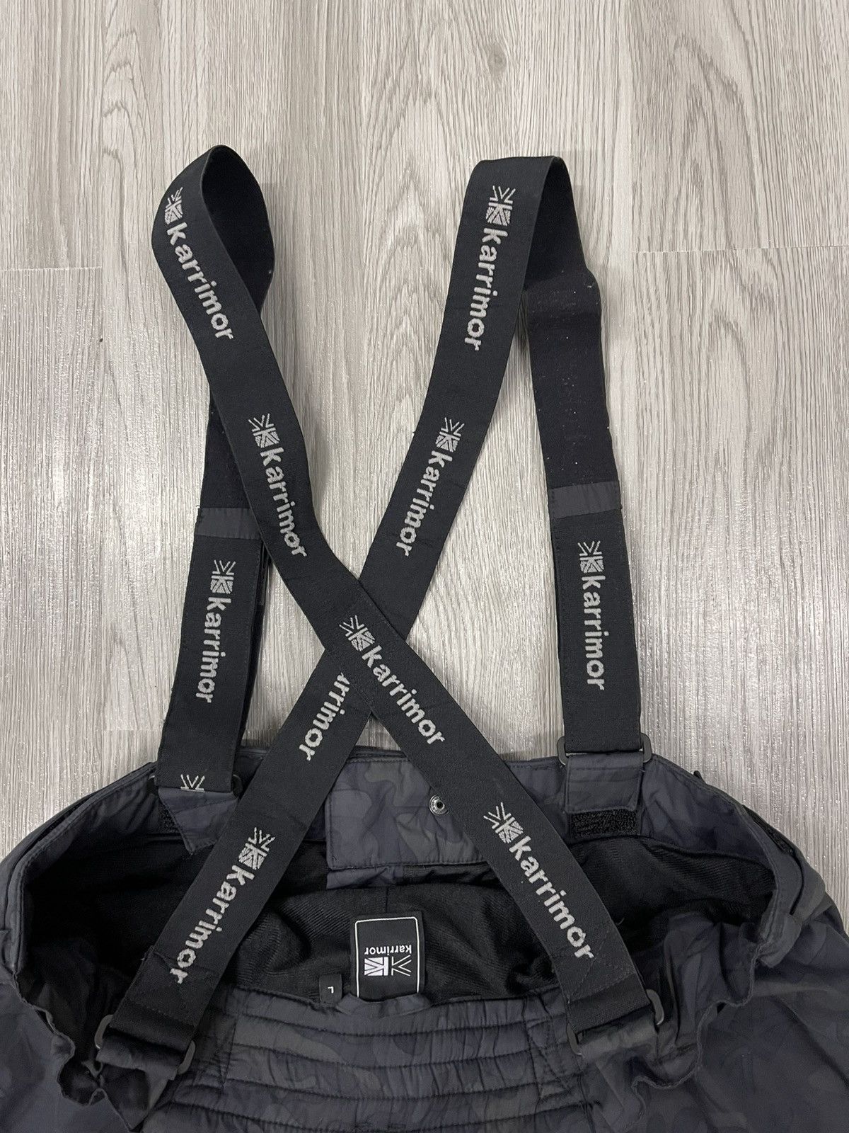 Japanese Brand × Karrimor Karrimor Black Camo Ski Pant With Suspender Size US 34 / EU 50 - 9 Thumbnail