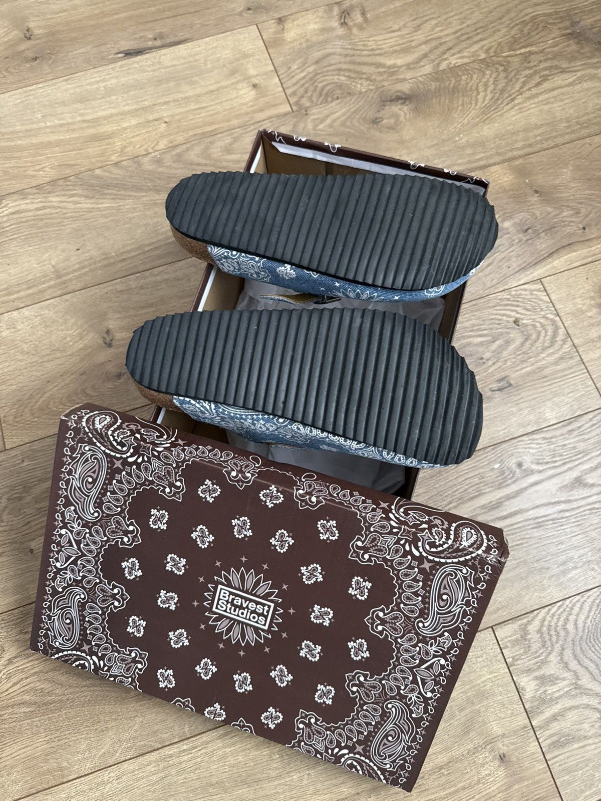 Bravest Studios Bravest Studios Blue Paisley Clogs Size US 9 / EU 42 - 4 Thumbnail