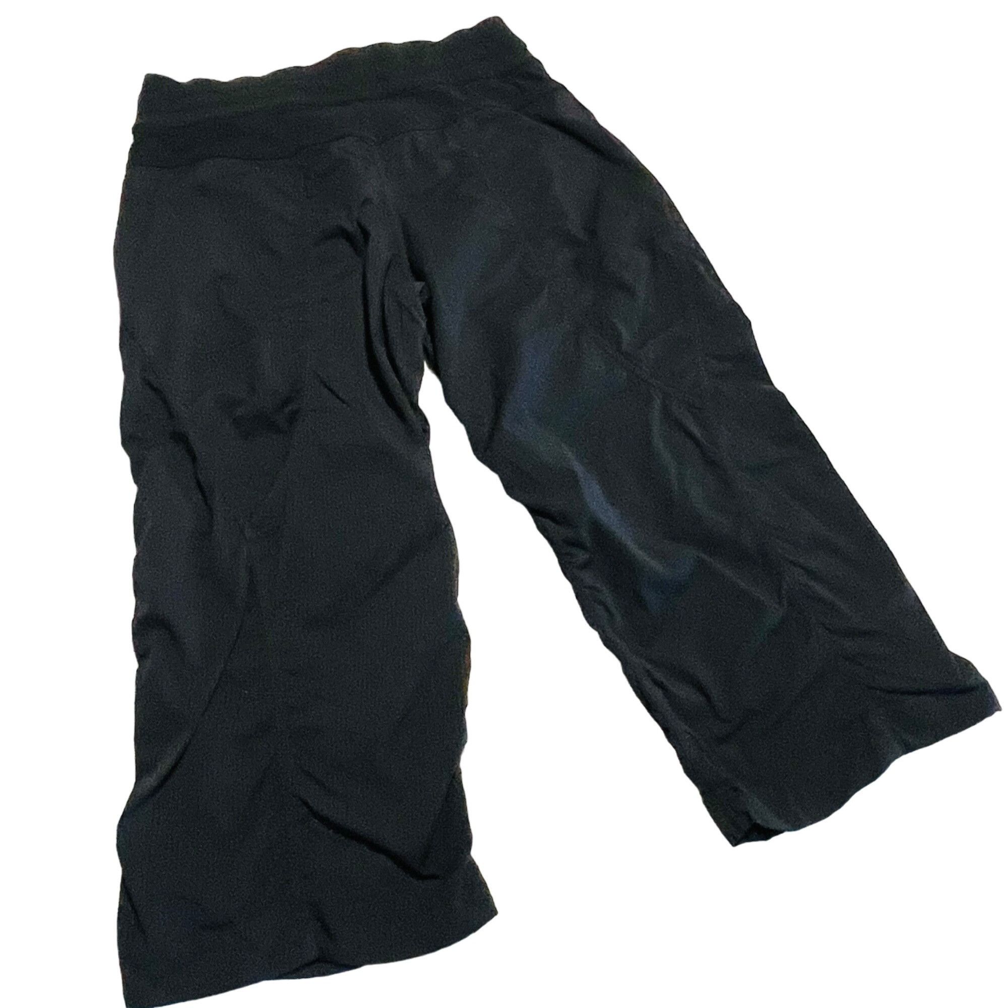 Lululemon Lululemon Athletica Women's Cropped Pants Size 6 Black Stret Size 28" / US 6 / IT 42 - 2 Thumbnail