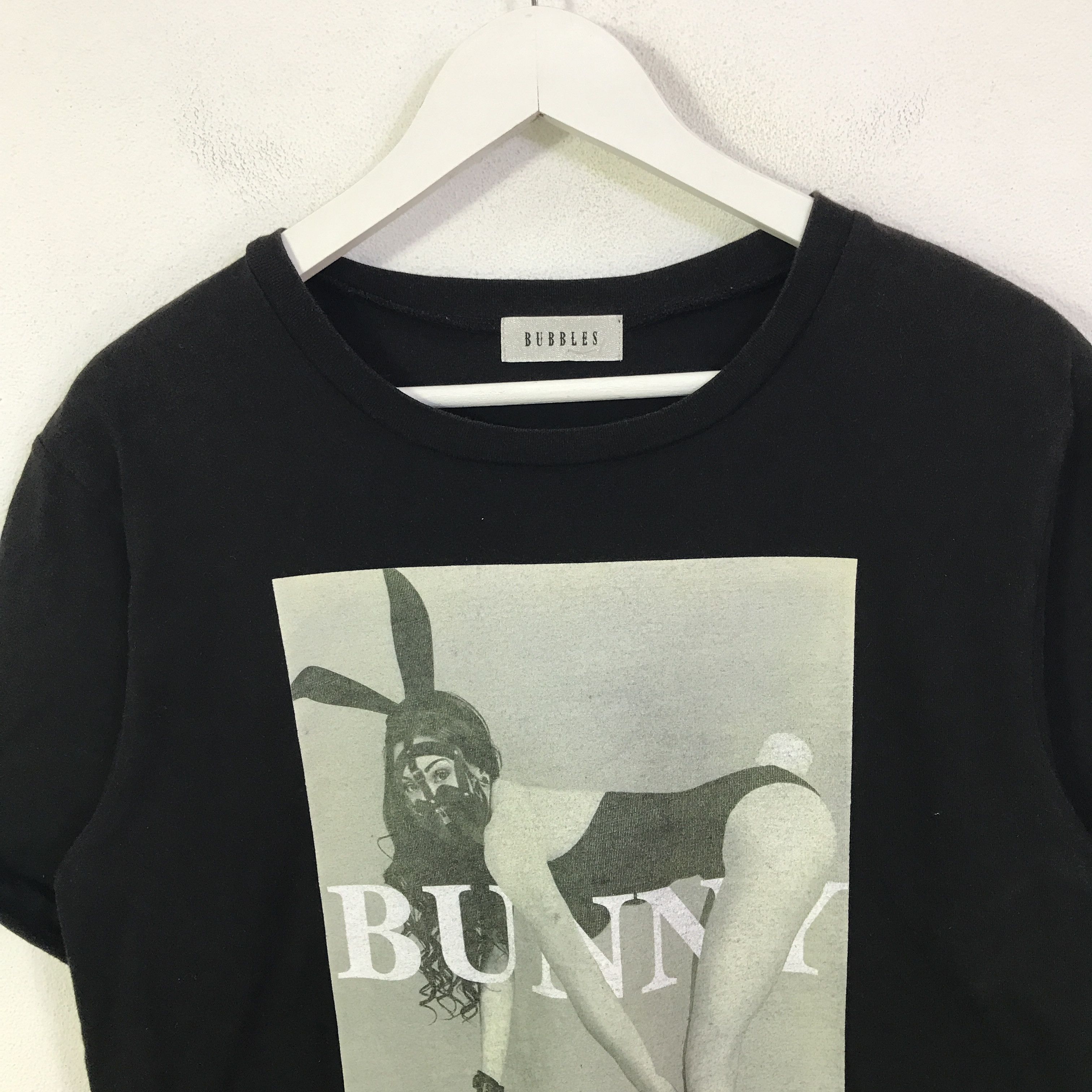 Japanese Brand bubbles bunny sexy design black t-shirt K117B9 Size US M / EU 48-50 / 2 - 2 Thumbnail