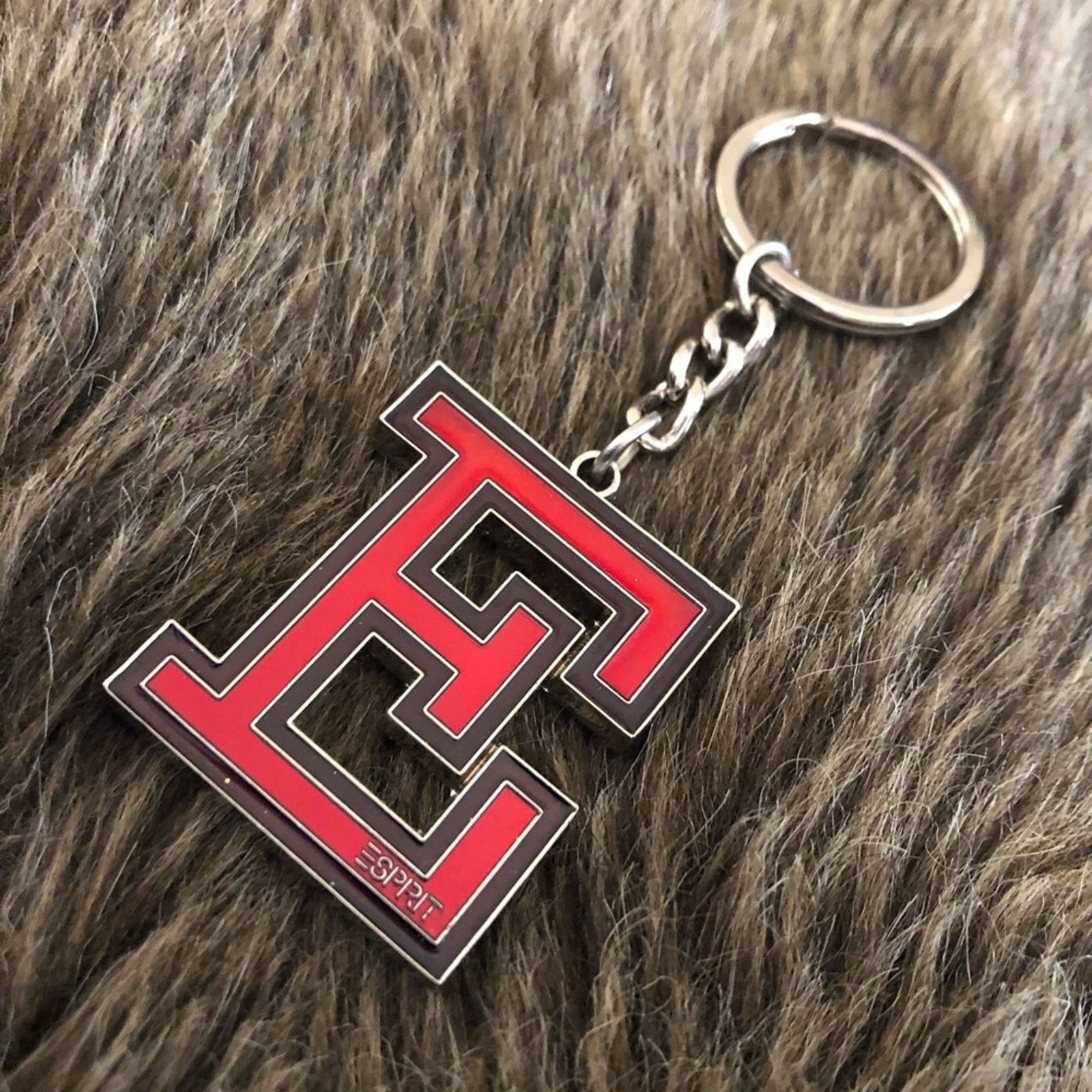 Esprit Vintage Esprit “E” metallic red enamel keychain Size ONE SIZE - 1 Thumbnail