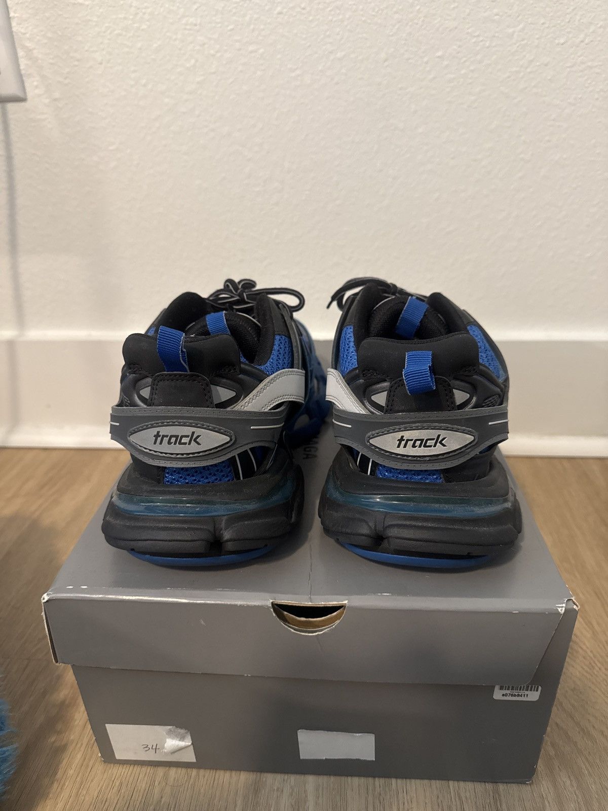 Balenciaga Balenciaga tracks Size US 10 / EU 43 - 2 Thumbnail