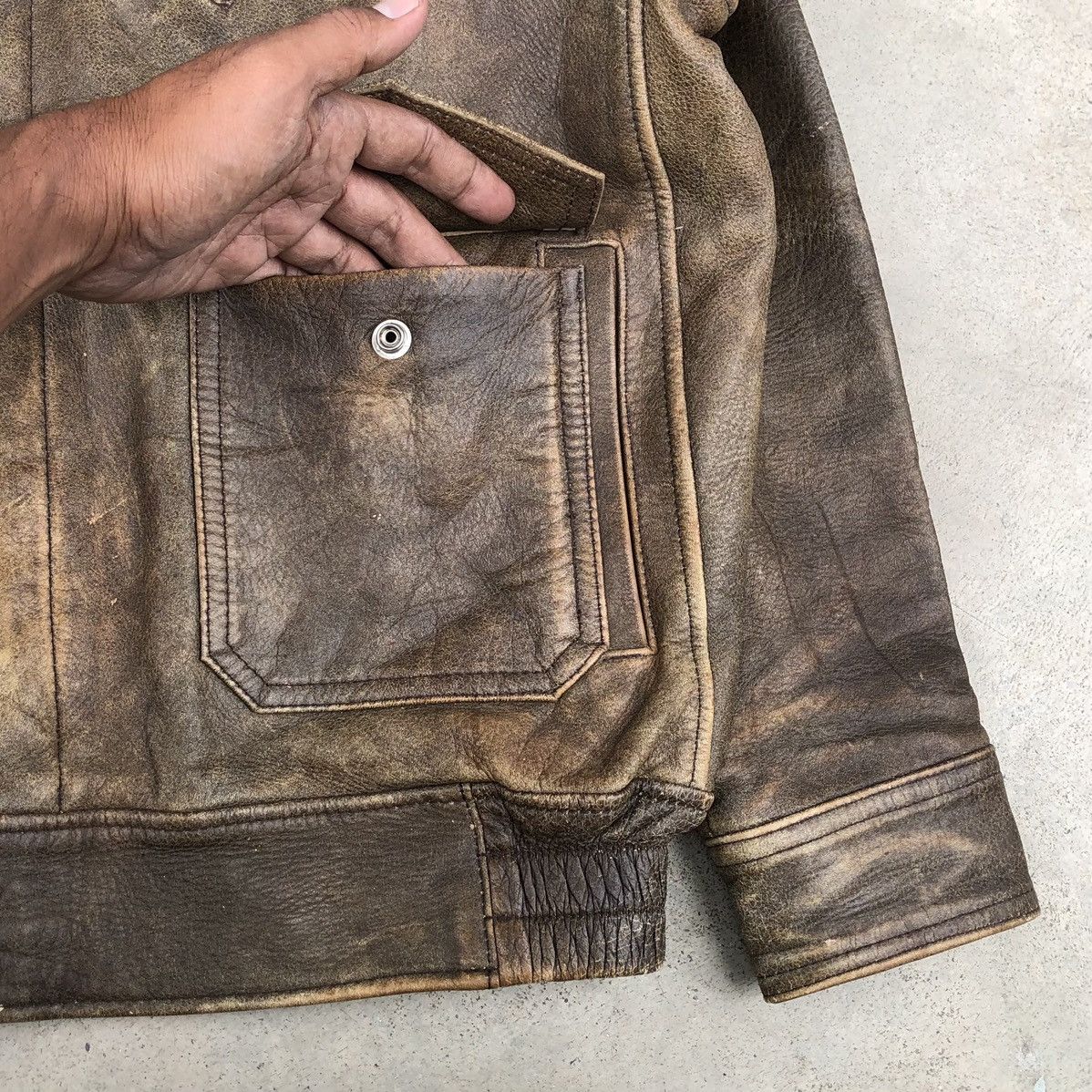 Vintage Vintage 80s Real Leather cowhide A2 Flight Bomber Jacket Size US L / EU 52-54 / 3 - 8 Thumbnail