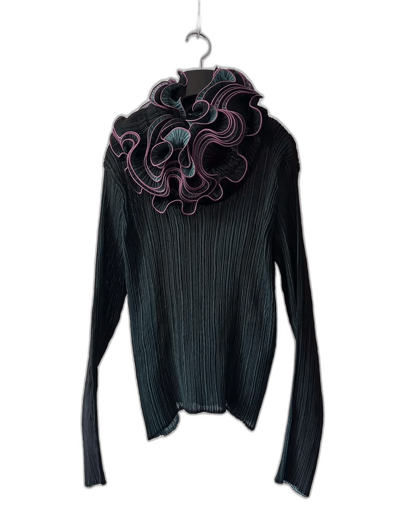 Issey Miyake Issey Miyake Pleated Top with Ruffled Collar Size S / US 4 / IT 40 - 1 Thumbnail
