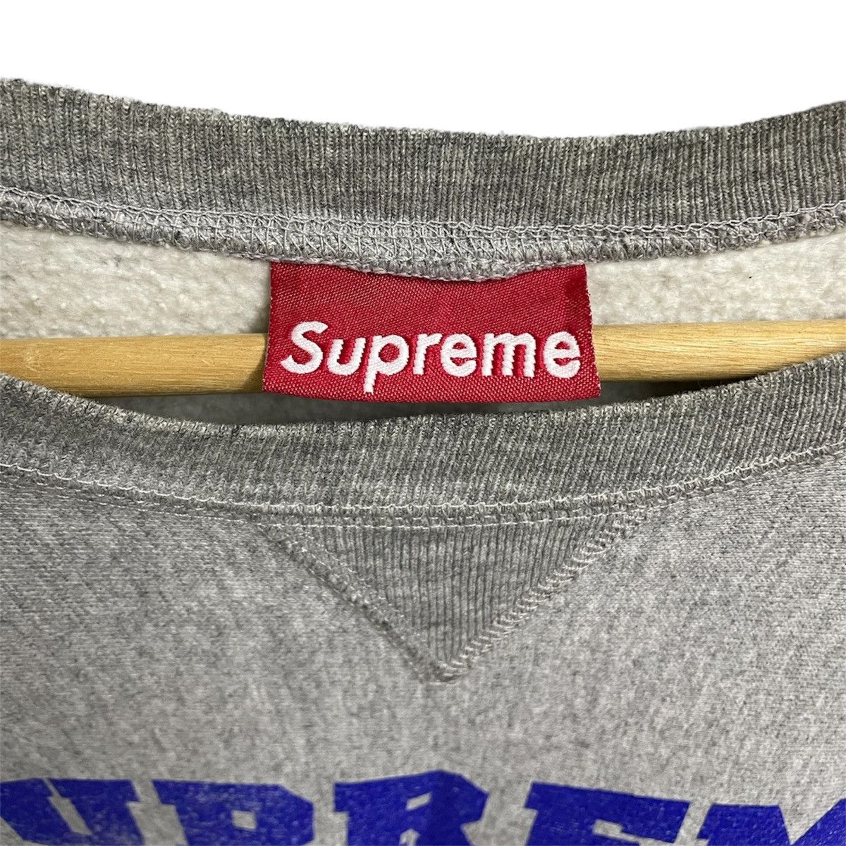 Vintage 90s Supreme Sweatshirts