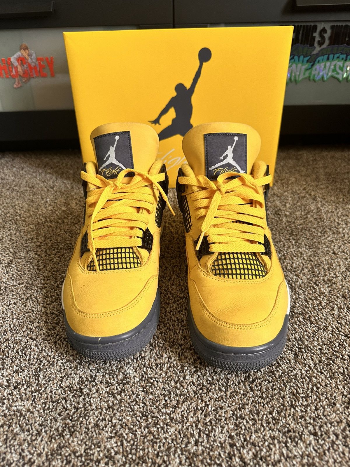 Jordan Brand Jordan Retro 4 Lightning Size US 9.5 / EU 42-43 - 3 Thumbnail