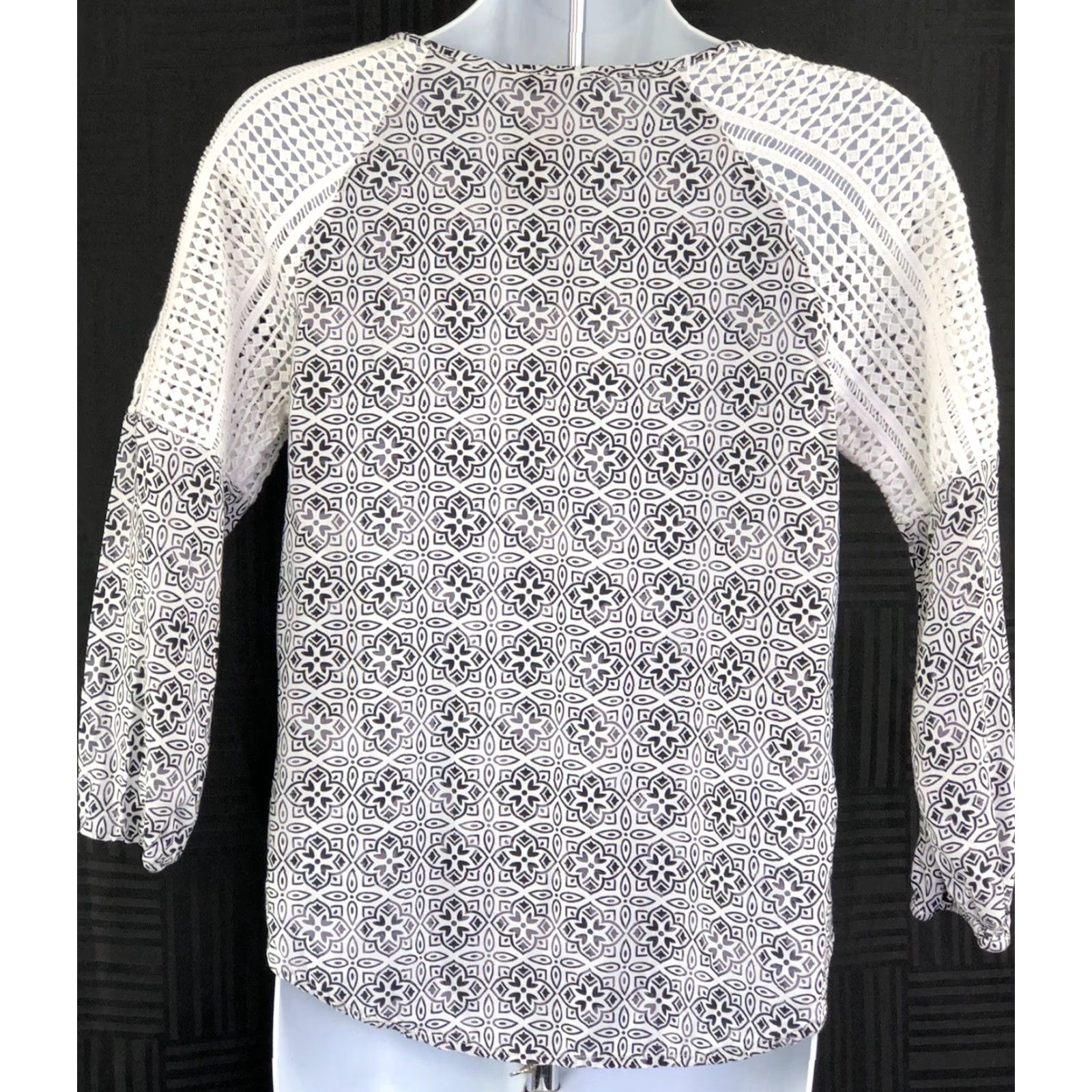 Vintage Cato Blouse Shirt Geometric Lace 3/4 Sleeves Tassel Accents Boho Hippie Black White S Womens Size S / US 4 / IT 40 - 4 Thumbnail