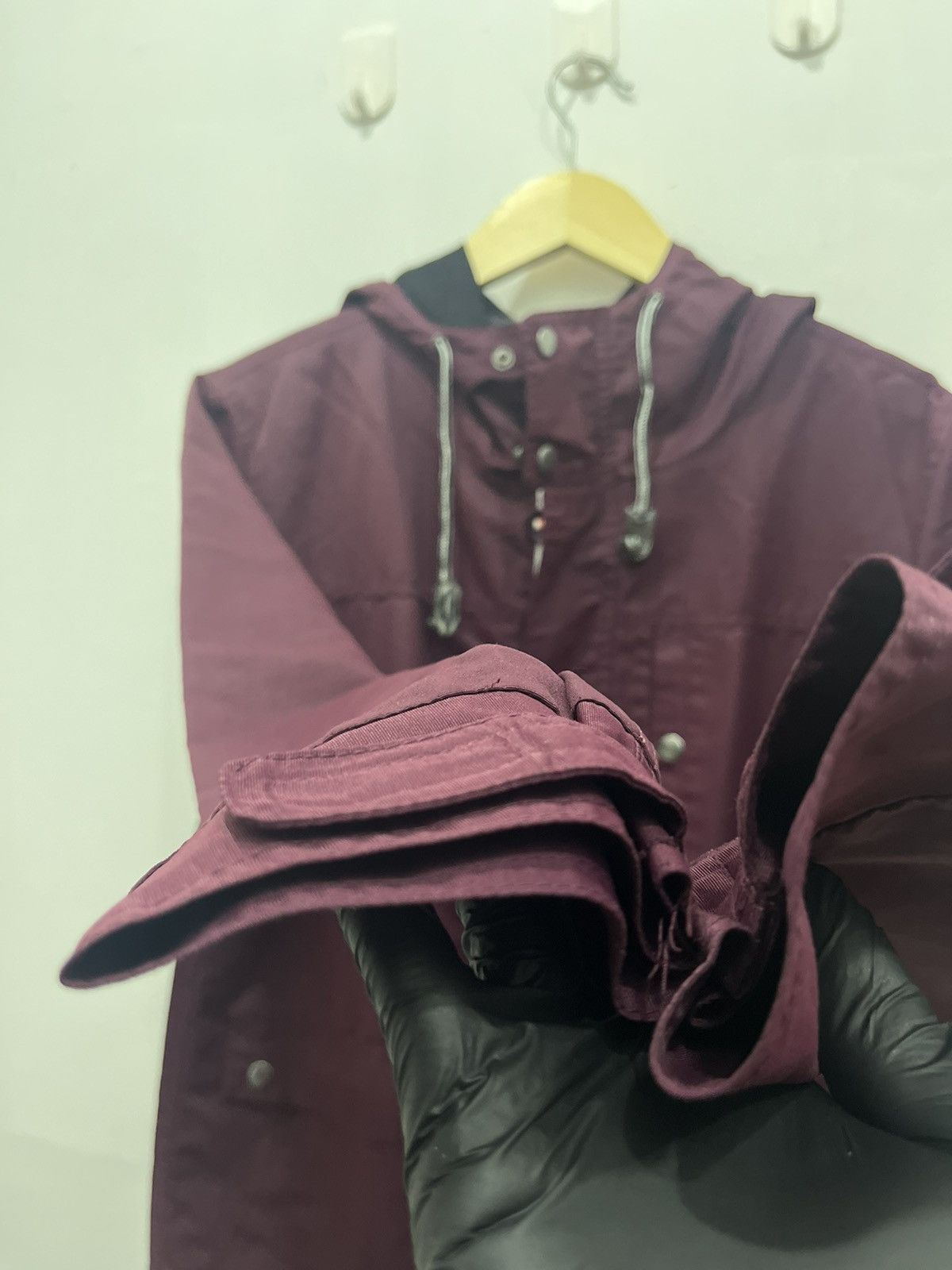 Japanese Brand Hooded Burgundy Outdoor Parka Light Jacket Y2K Style Size US L / EU 52-54 / 3 - 8 Thumbnail