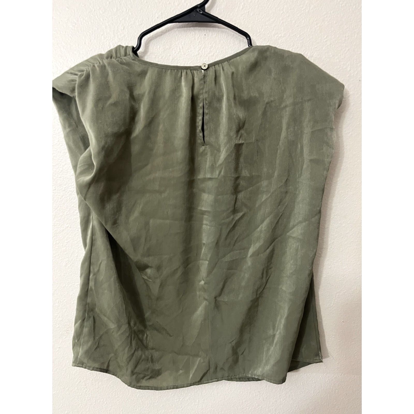 DKNY DKNY Top Womens XS Green Sleeveless Round Neck Keyhole Back Casual Tunic Cute Lightweight Abstract Pattern 2010s Womens Size XS / US 0-2 / IT 36-38 - 3 Thumbnail
