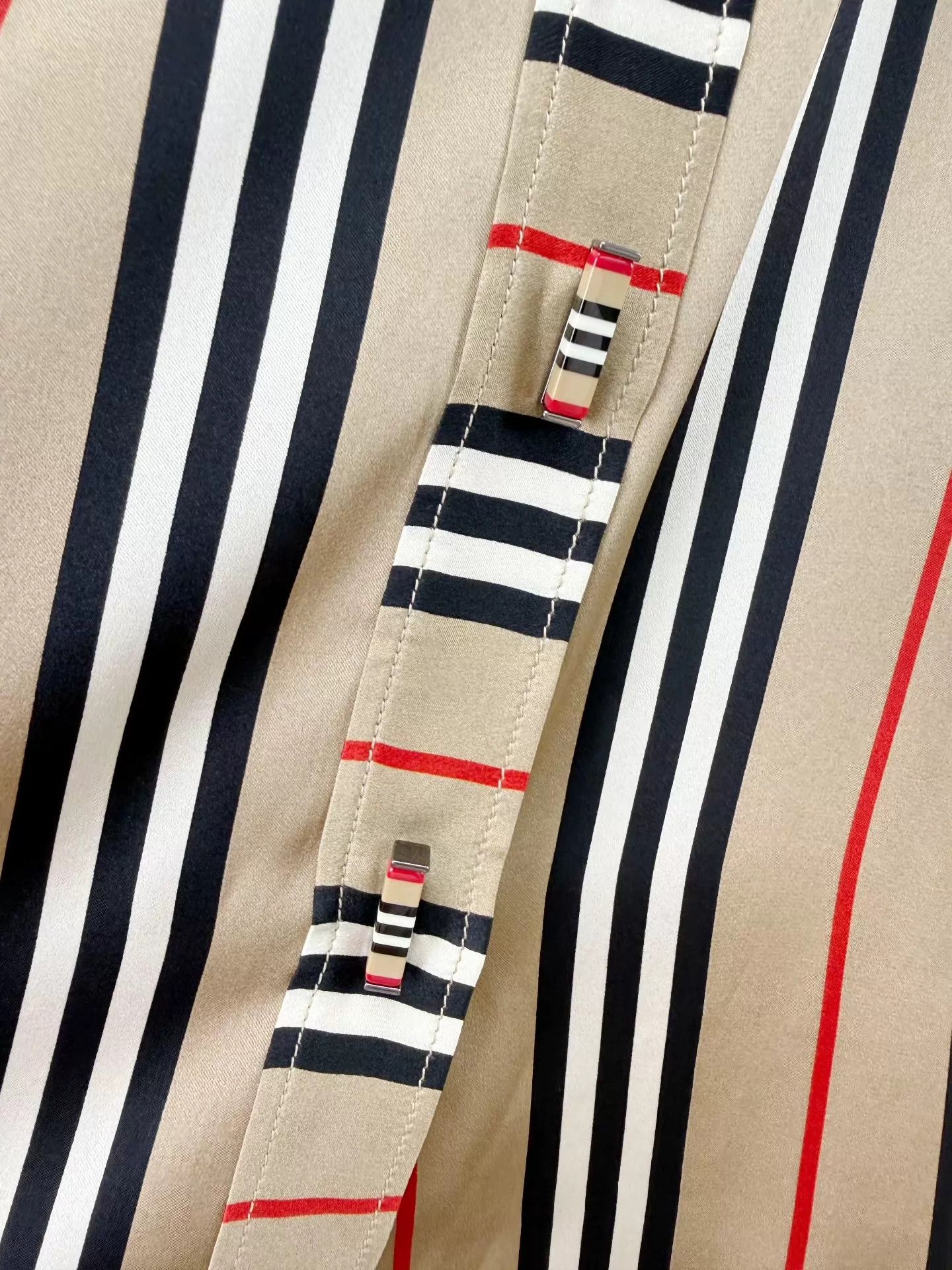 Burberry Burberry Striped Top New With Tags 4 Authentic Size XS / US 0-2 / IT 36-38 - 5 Thumbnail