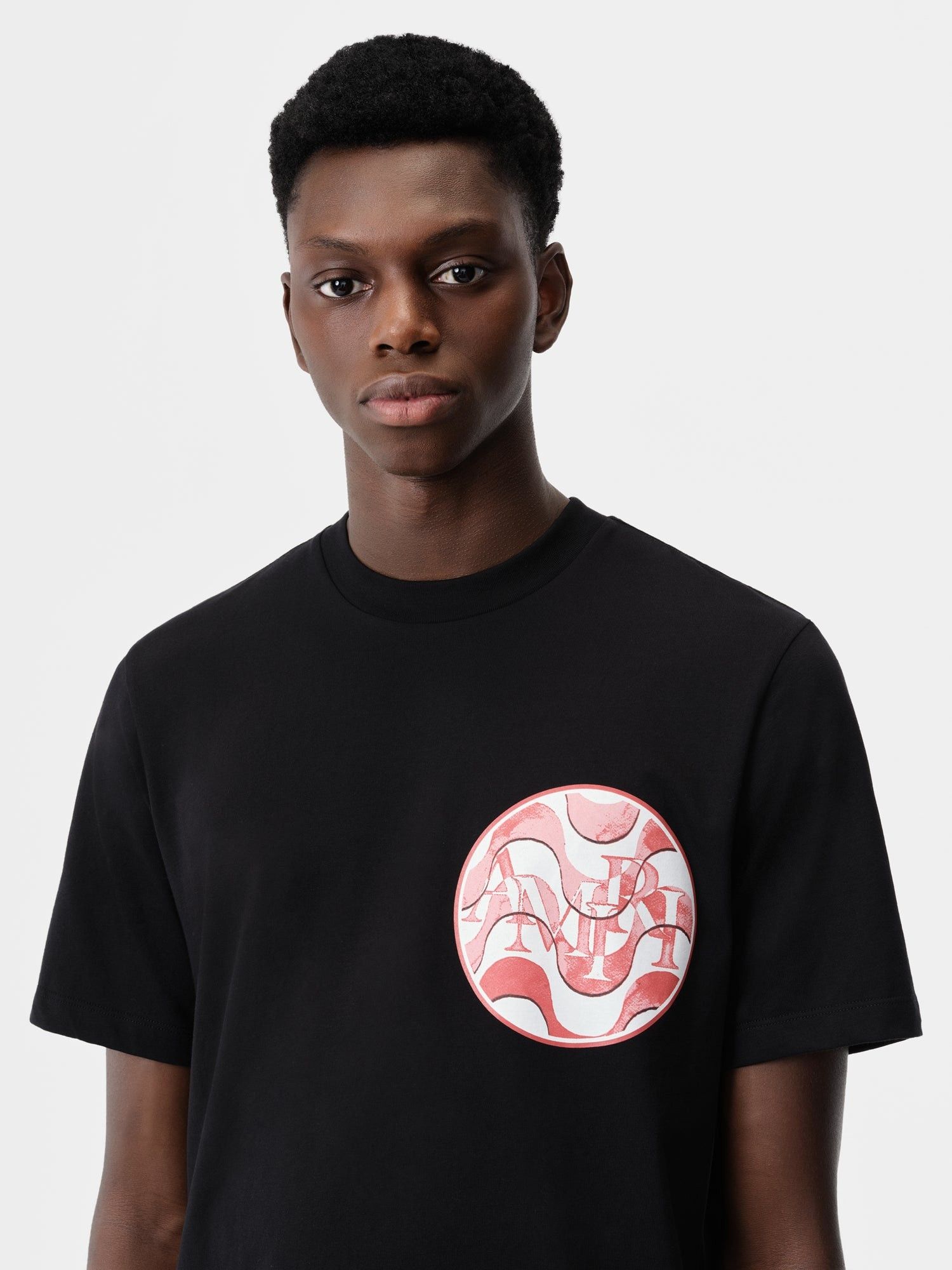 Amiri o1s1wg110525 Staggered Wave T-Shirt in Black Size US S / EU 44-46 / 1 - 5 Thumbnail