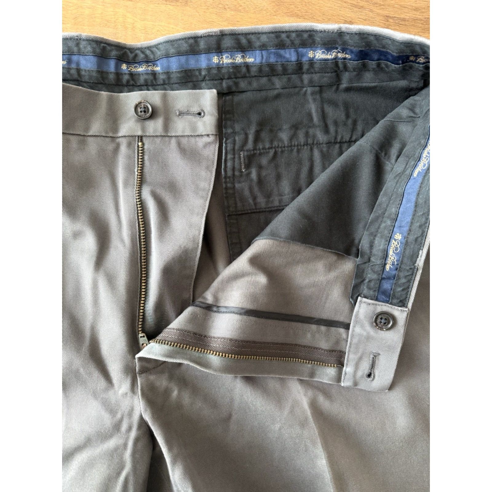 Brooks Brothers Brooks Brothers Clark Fit Advantage Chino Pants Men 38x31 Flat Front Office Trousers Gray Solid Modern City Workwear Regular Mens Size US 38 / EU 54 - 4 Thumbnail