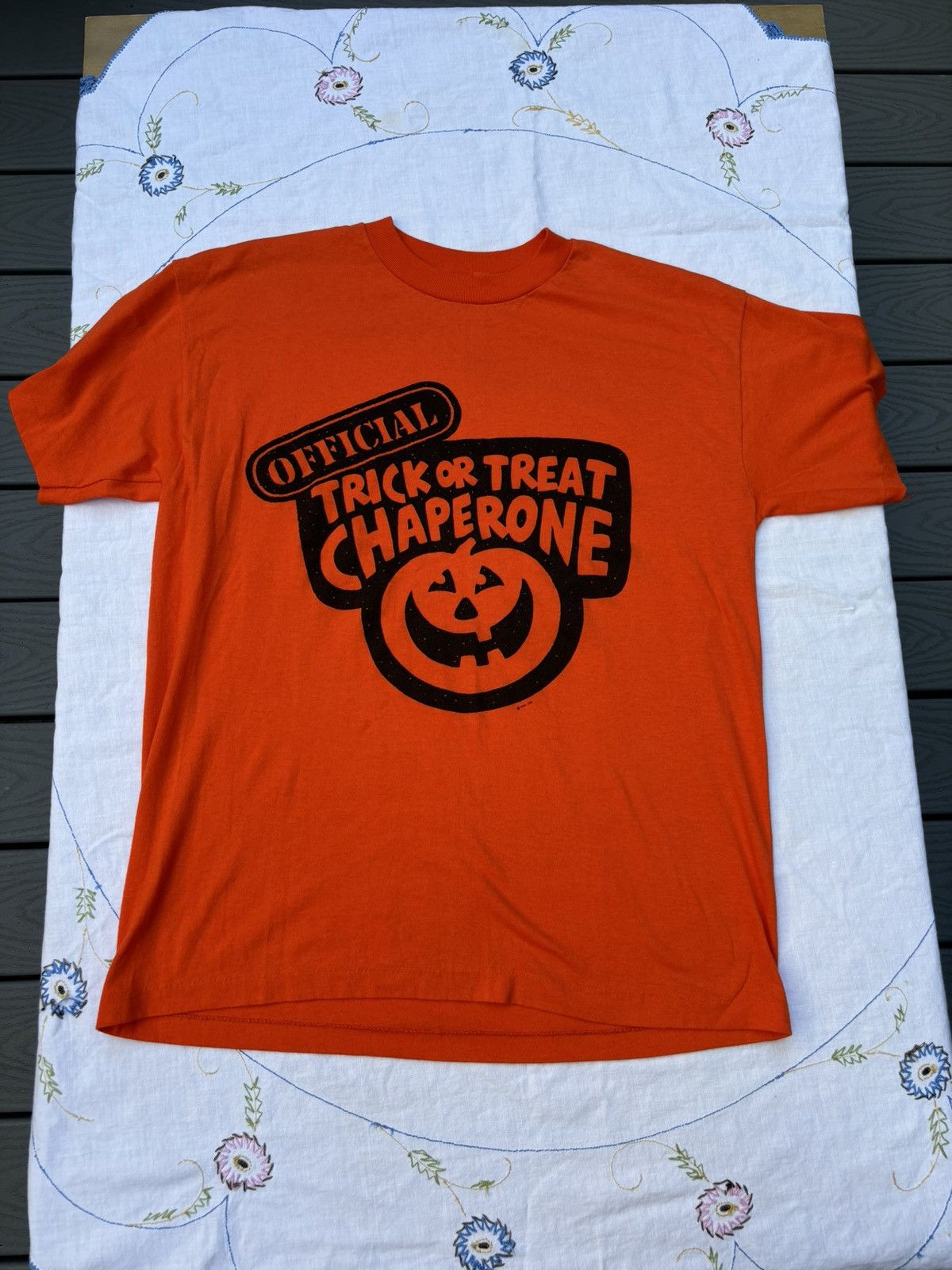 Other × Vintage Single Stitch ‘Official Trick or Treat Chaperone’ Tee Shirt Size US M / EU 48-50 / 2 - 1 Thumbnail