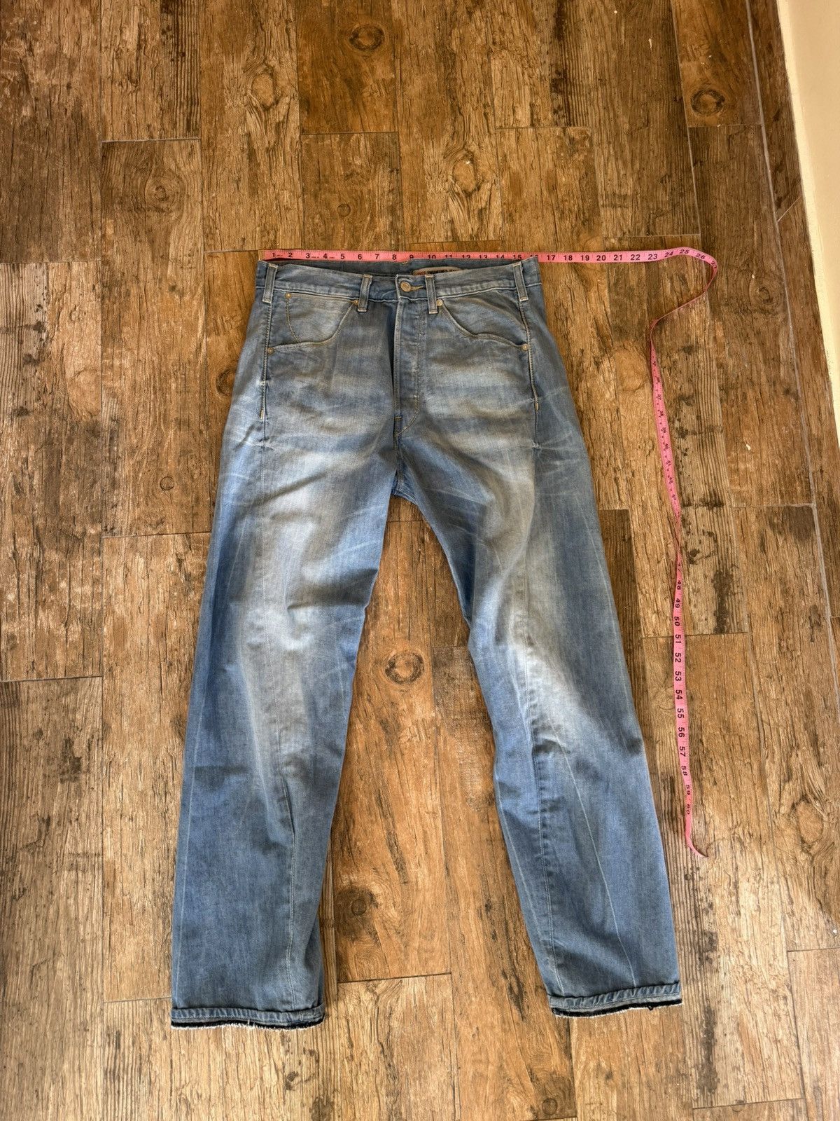 Levi’s Engineered Twist Seems