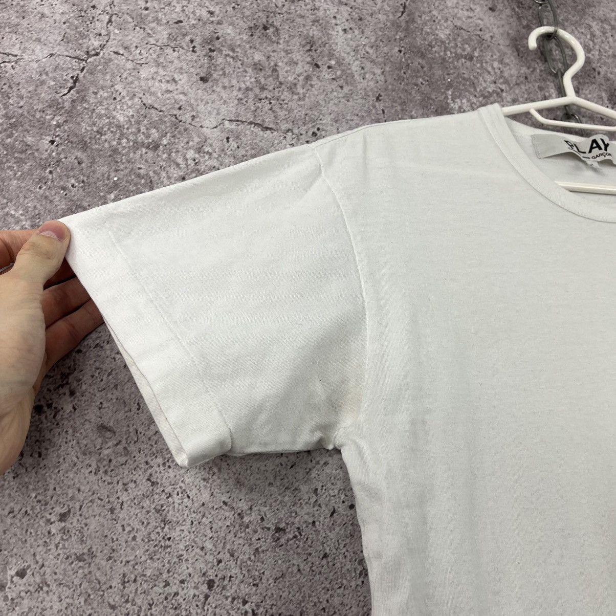 Comme des Garcons PLAY Come de Garçons Play T-Shirt Big Logo White Size L Size US L / EU 52-54 / 3 - 3 Thumbnail