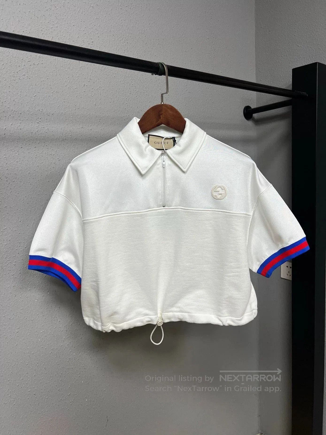 Gucci Gucci Collared Short-Sleeve Sweatshirt. Size M / US 6-8 / IT 42-44 - 1 Thumbnail