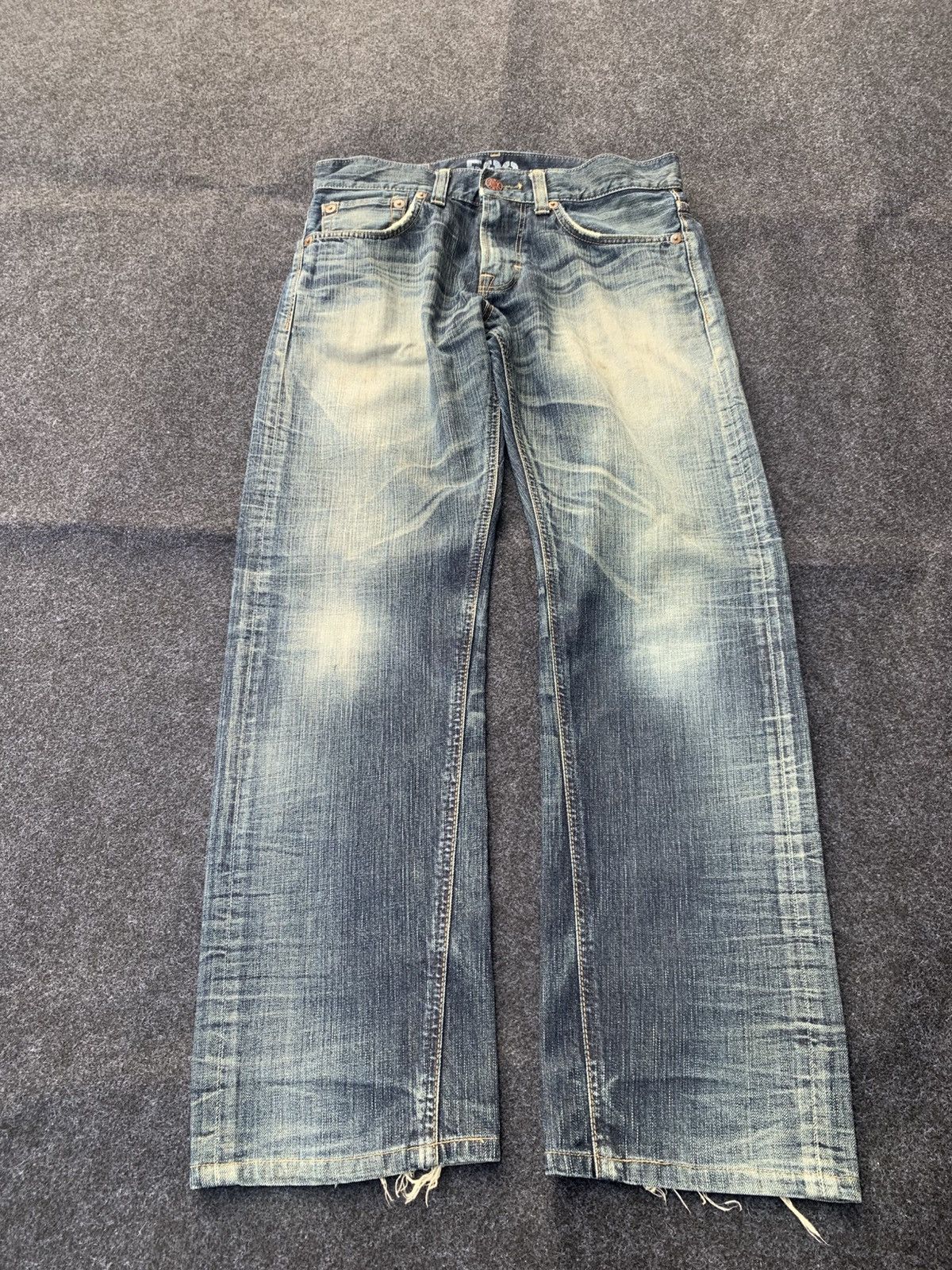 Edwin VINTAGE EDWIN 503 FADE BLUE. Size US 32 / EU 48 - 1 Thumbnail