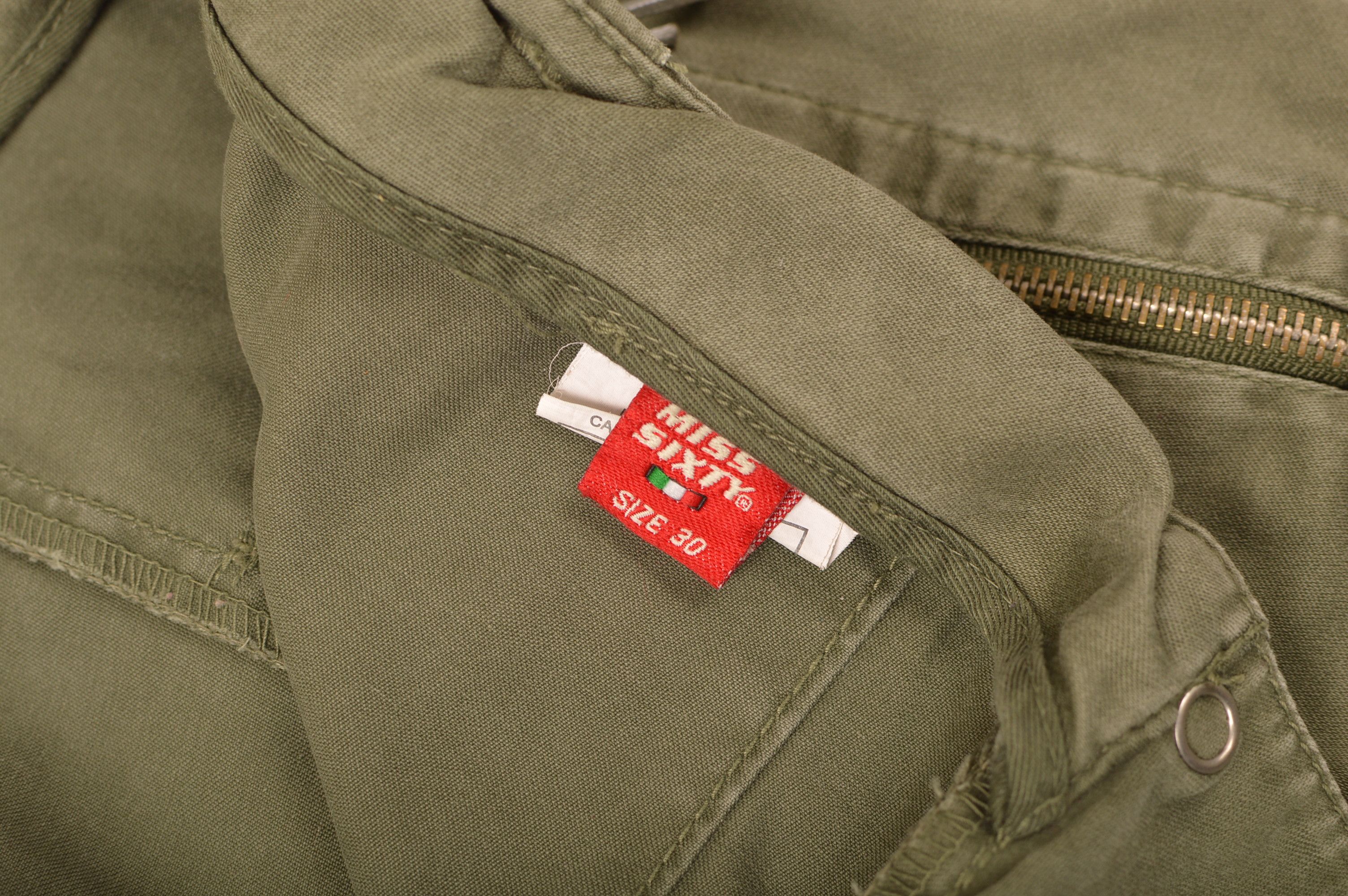 Miss Sixty × Vintage Miss Sixty Basic Italy Vintage Y2K Khaki Cargo Pants Size 30" / US 8 / IT 44 - 7 Thumbnail