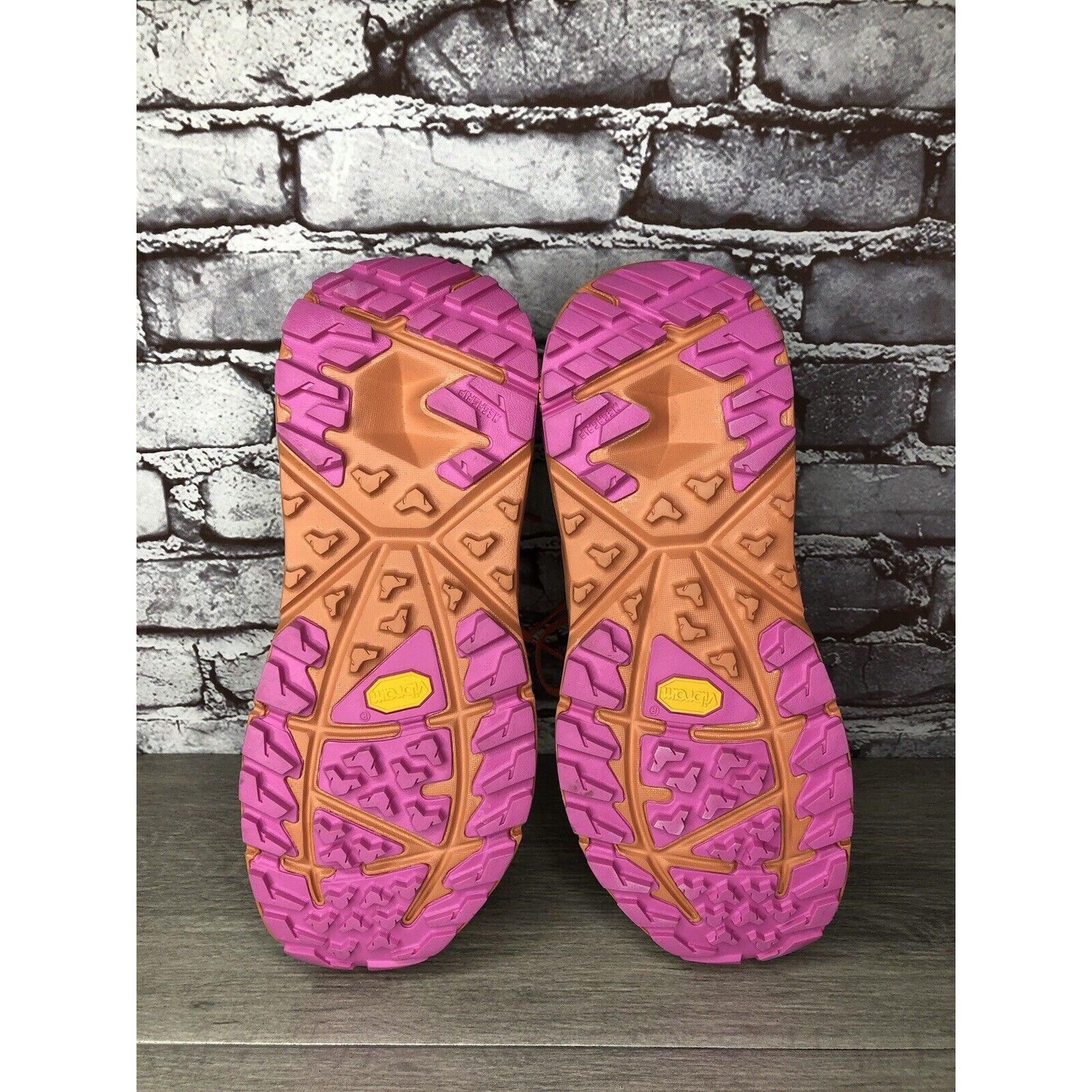 Hoka Hoka Kaha Low GTX Mental Health Hiking Sand Sun Baked Sneake Size US 9.5 / EU 42-43 - 21 Thumbnail